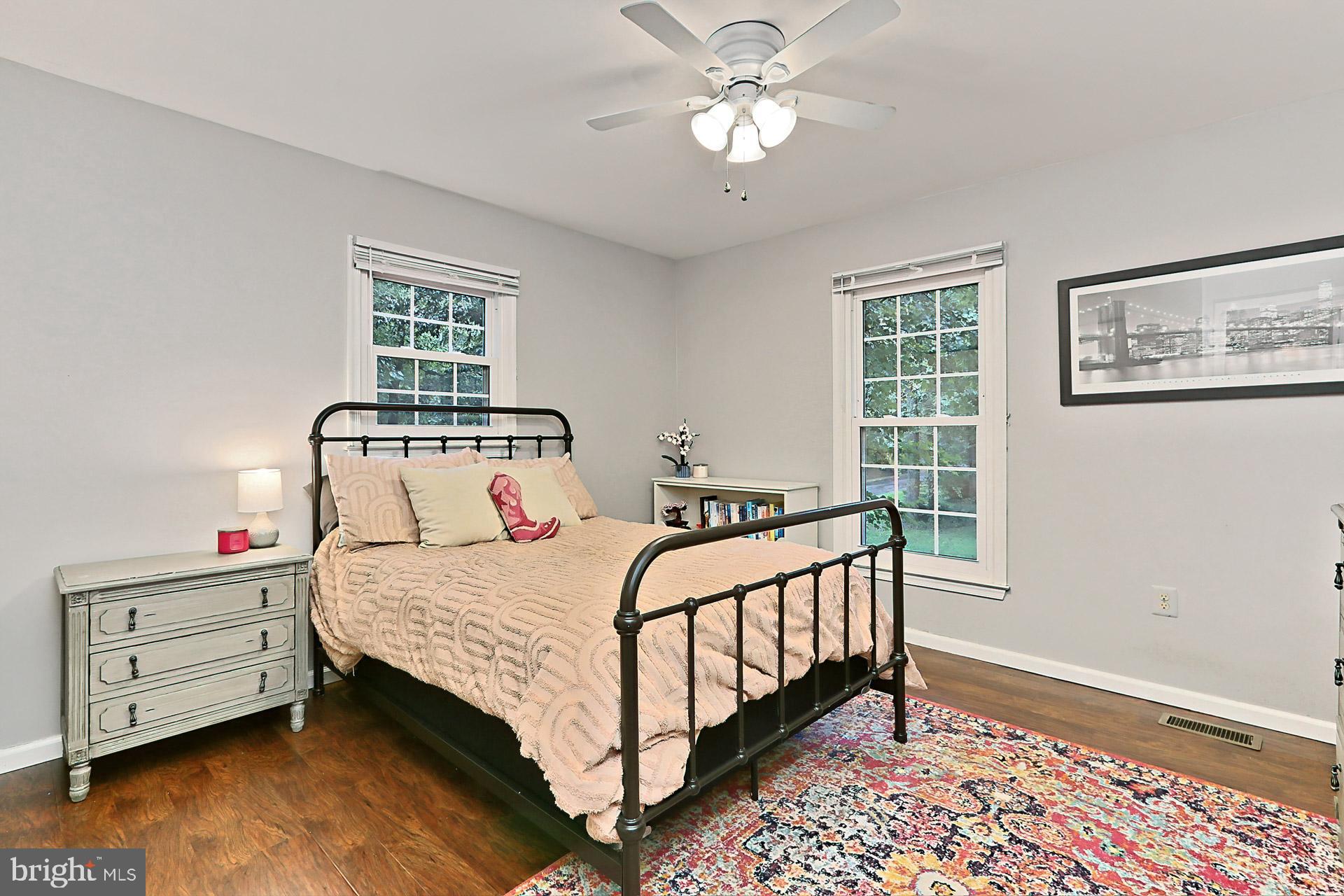 FAIRFAX STATION - Residential