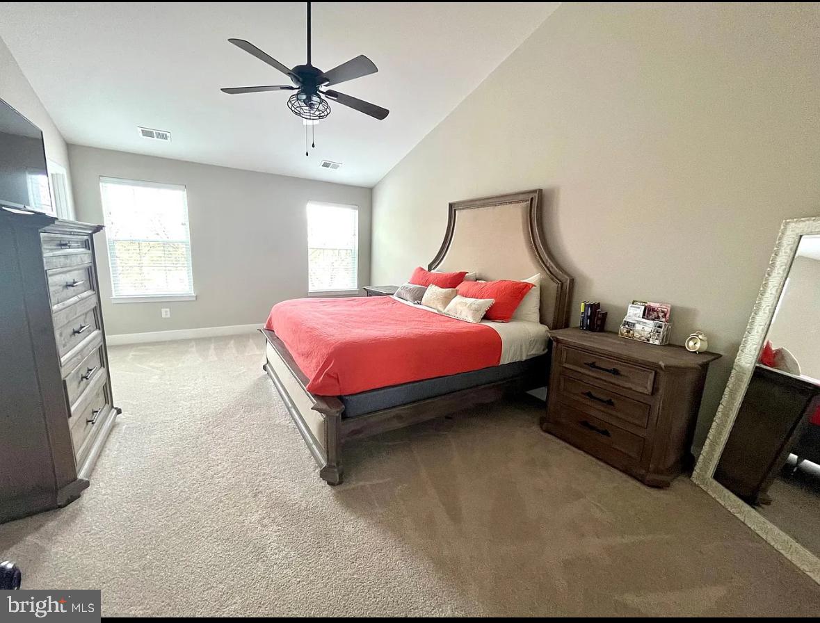 COLUMBIA RUN TOWNHOMES - Residential Lease