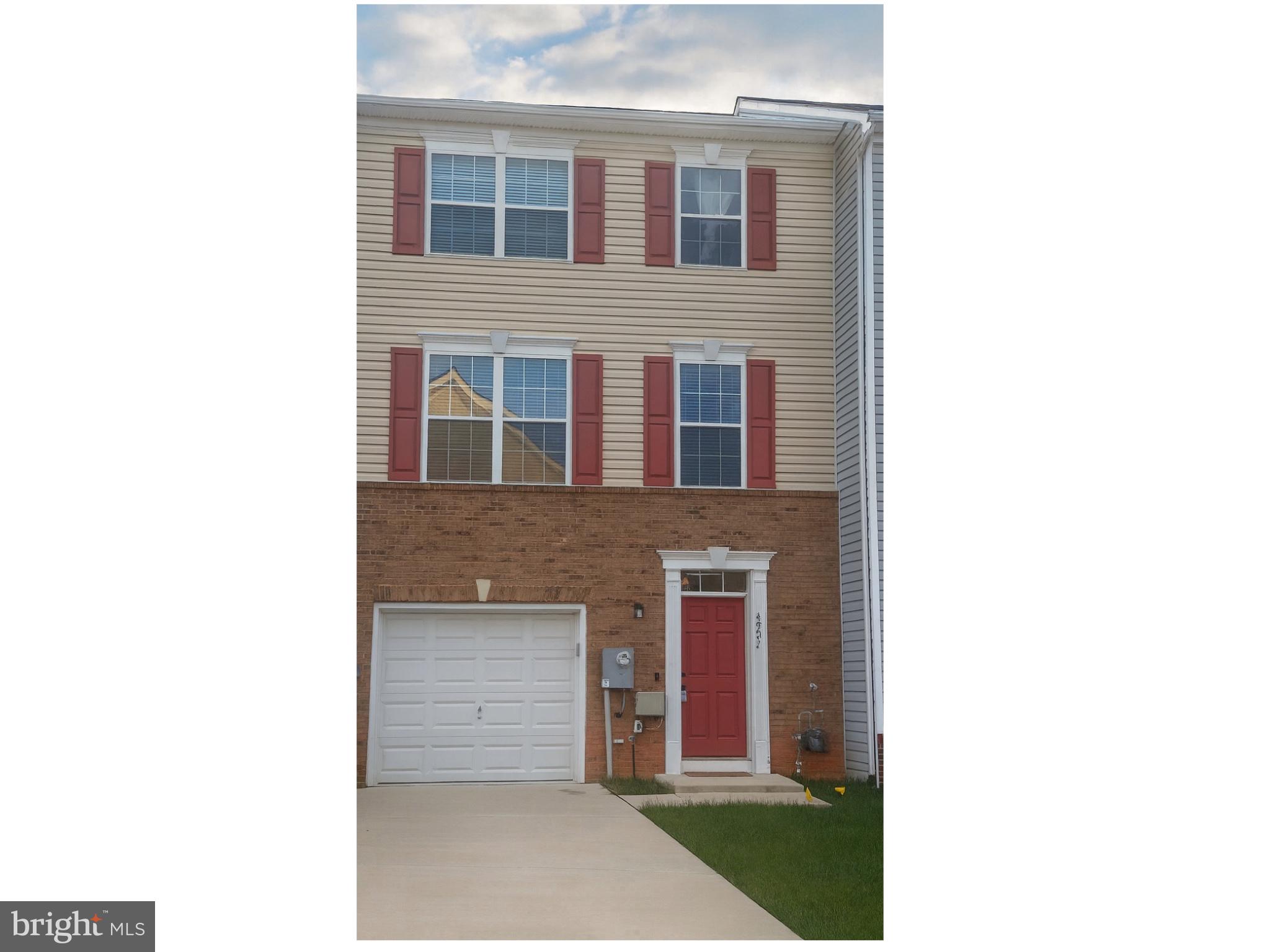 COLUMBIA RUN TOWNHOMES - Residential Lease