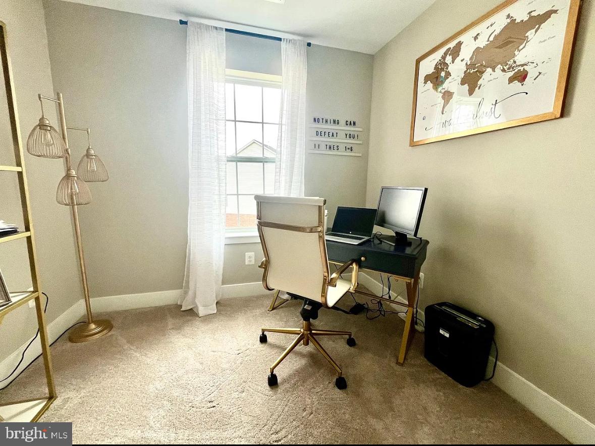 COLUMBIA RUN TOWNHOMES - Residential Lease