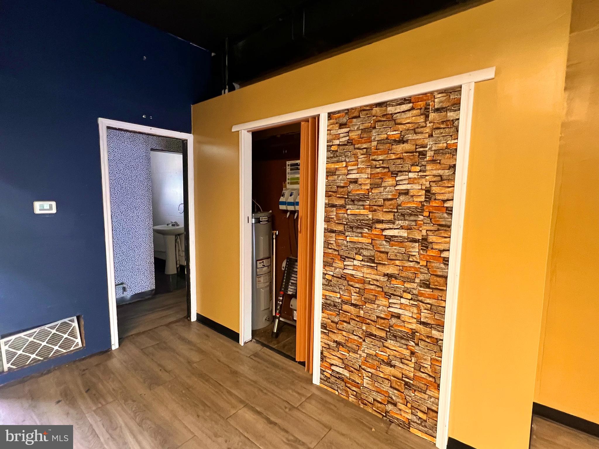 409 N WHITE HORSE PIKE UNIT B