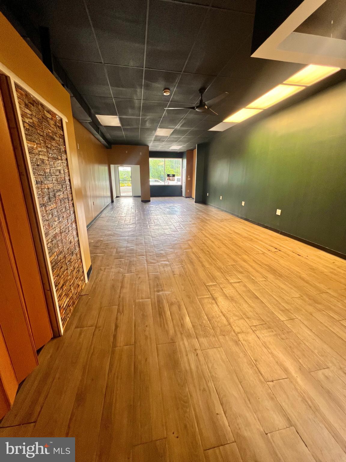 409 N WHITE HORSE PIKE UNIT B