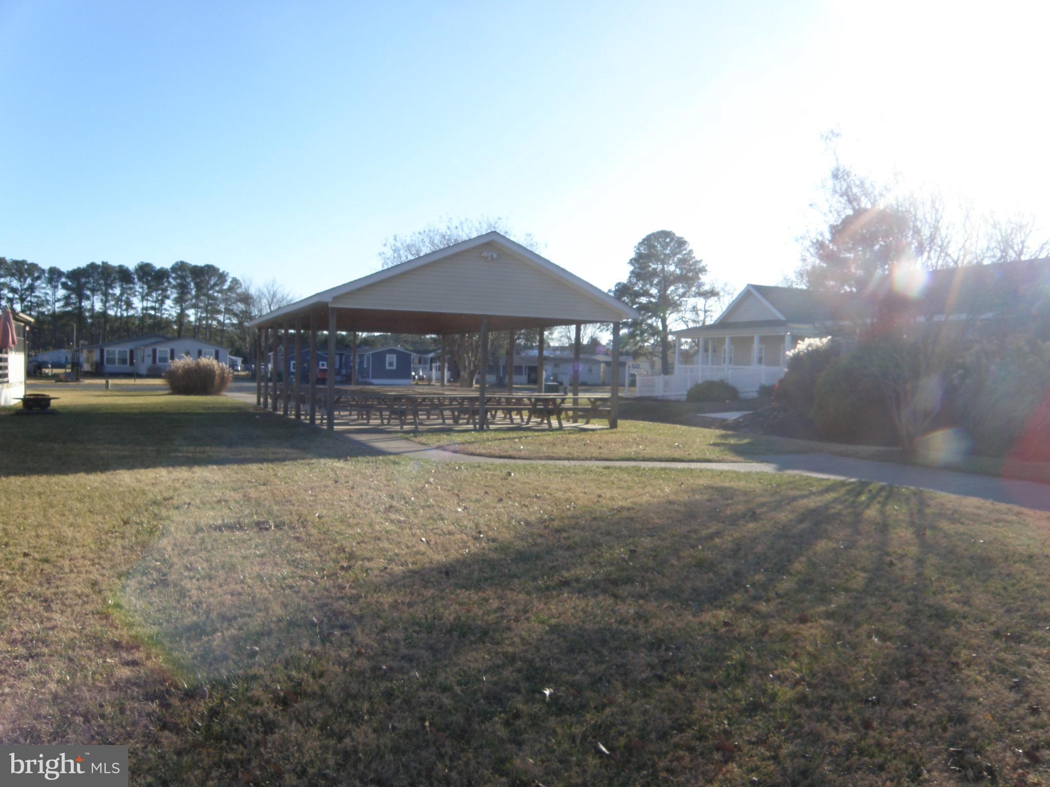 MARINERS COVE - Residential