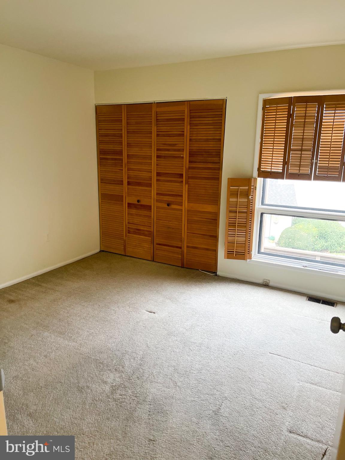 CLARYS FOREST - Residential Lease