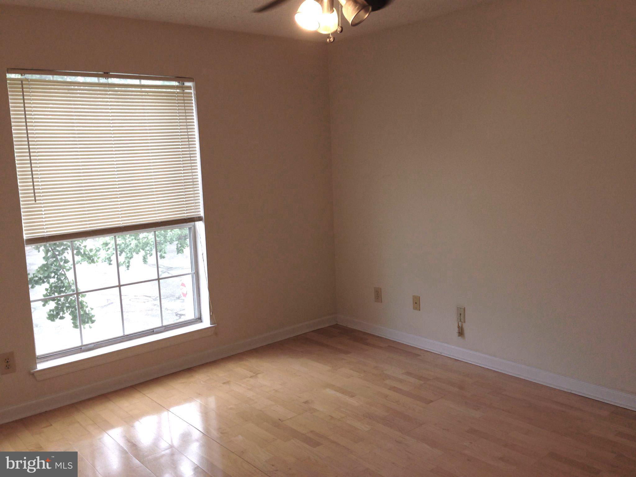 FOUNTAINS AT MCLEAN - Residential Lease