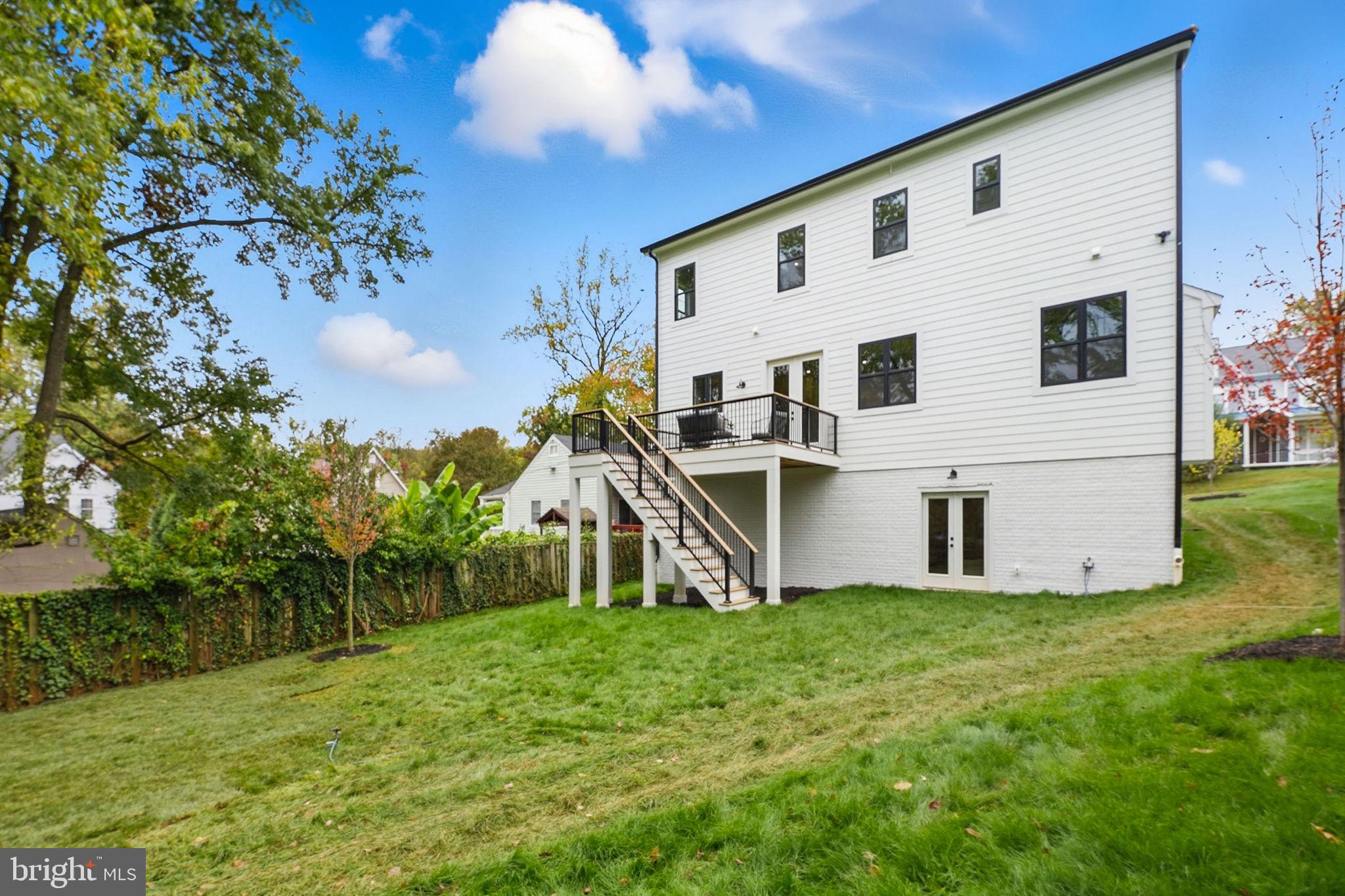 PIMMIT HILLS - Residential