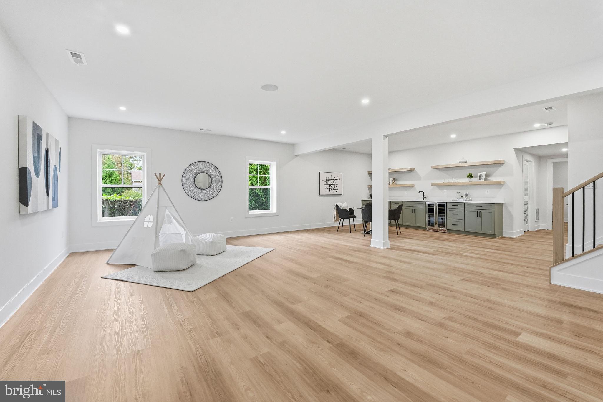 PIMMIT HILLS - Residential