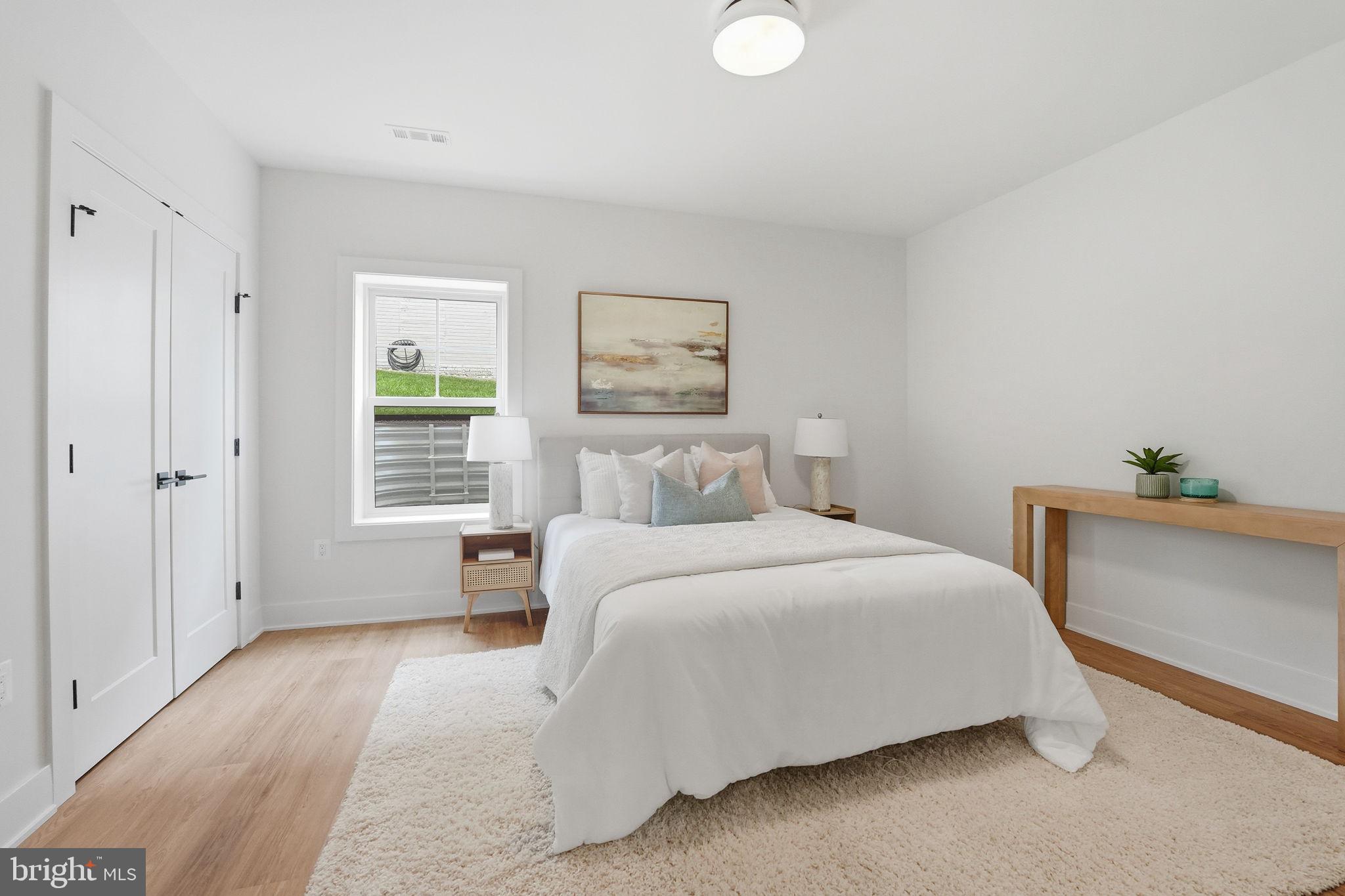 PIMMIT HILLS - Residential