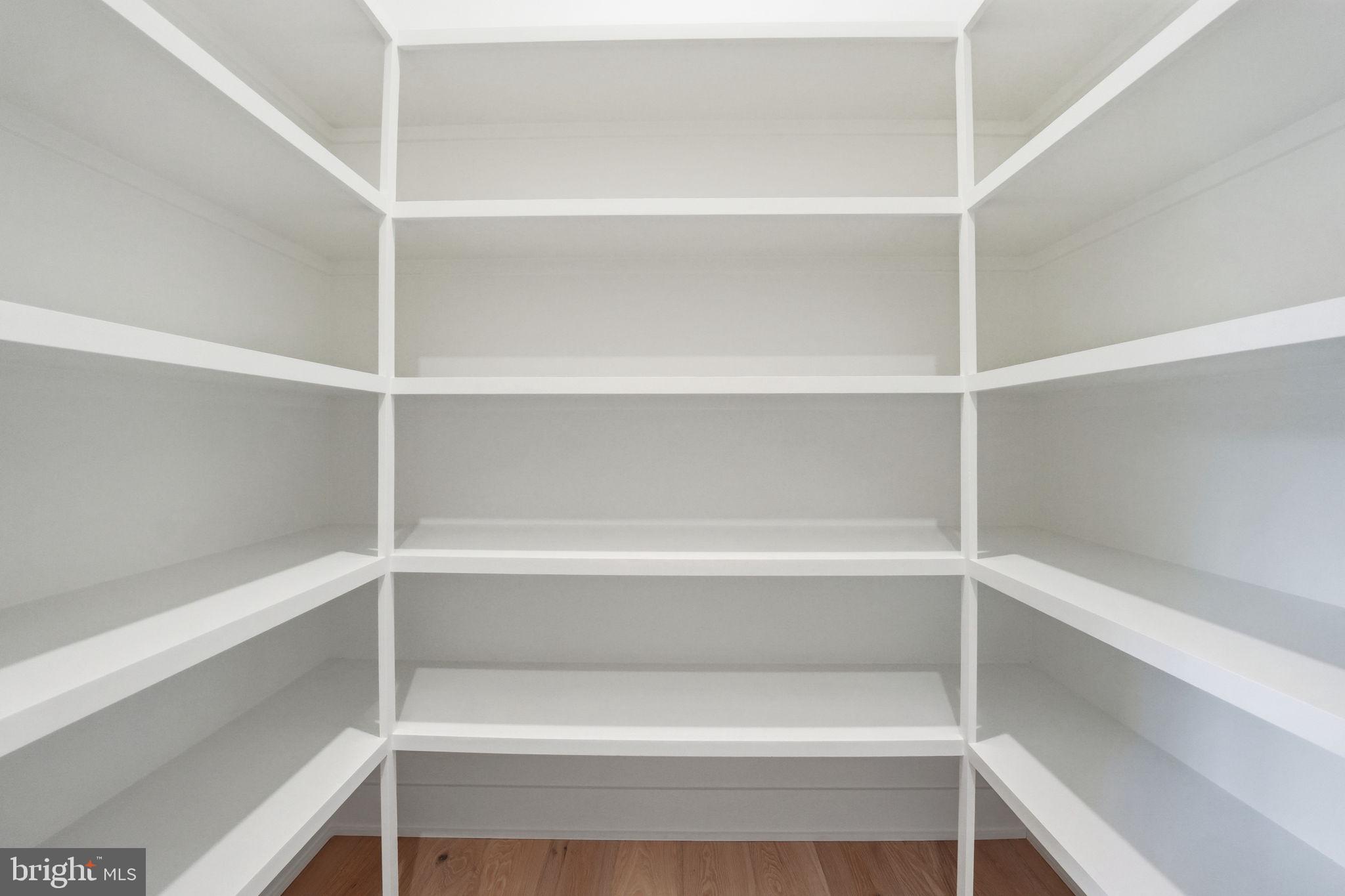 PIMMIT HILLS - Residential