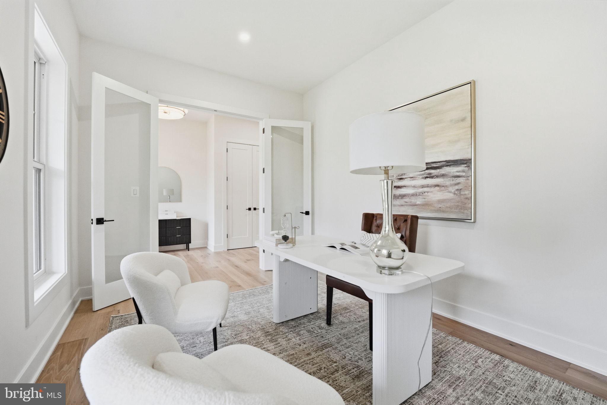 PIMMIT HILLS - Residential