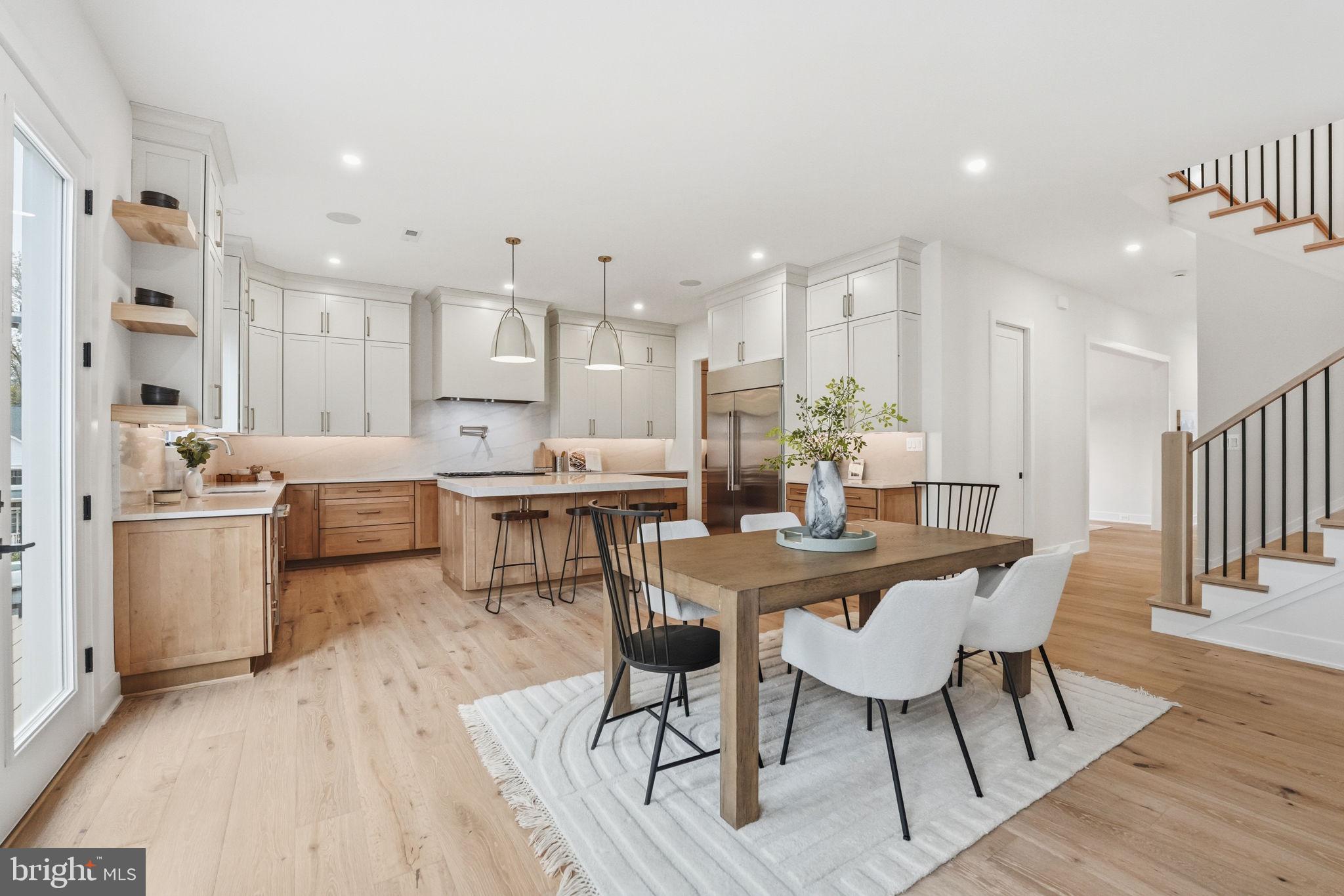 PIMMIT HILLS - Residential