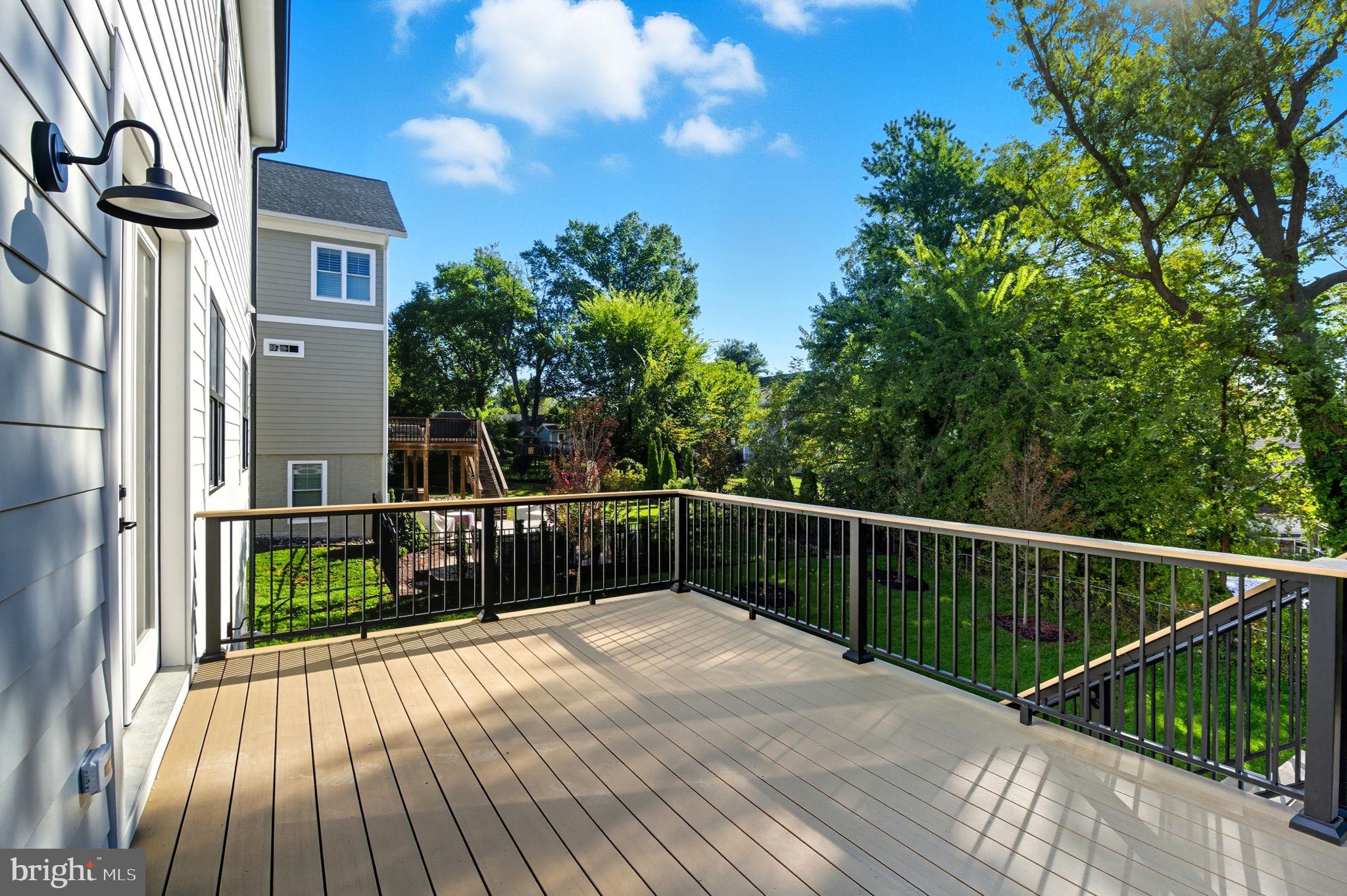 PIMMIT HILLS - Residential