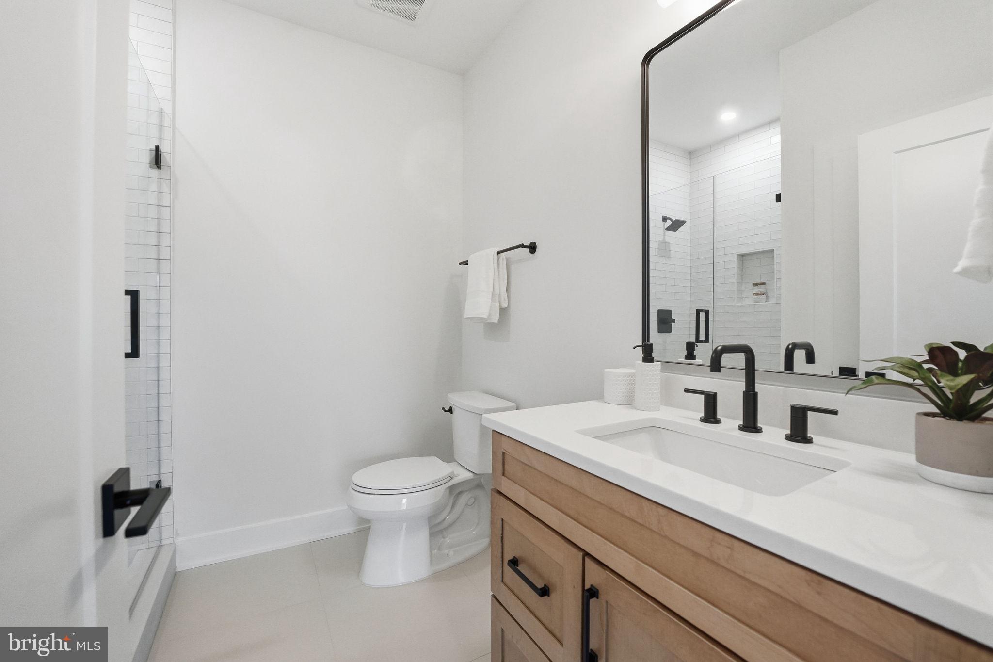 PIMMIT HILLS - Residential