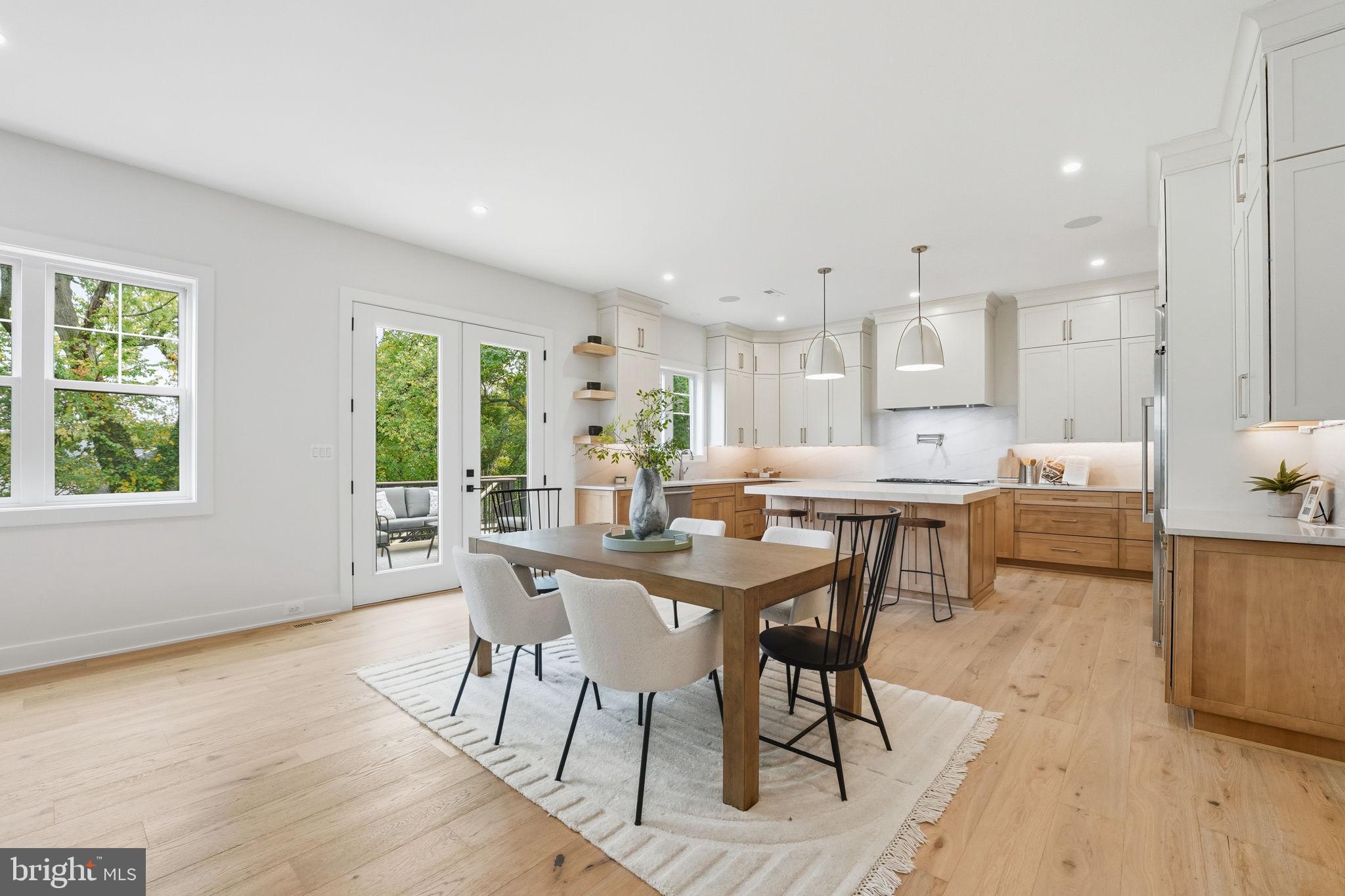 PIMMIT HILLS - Residential