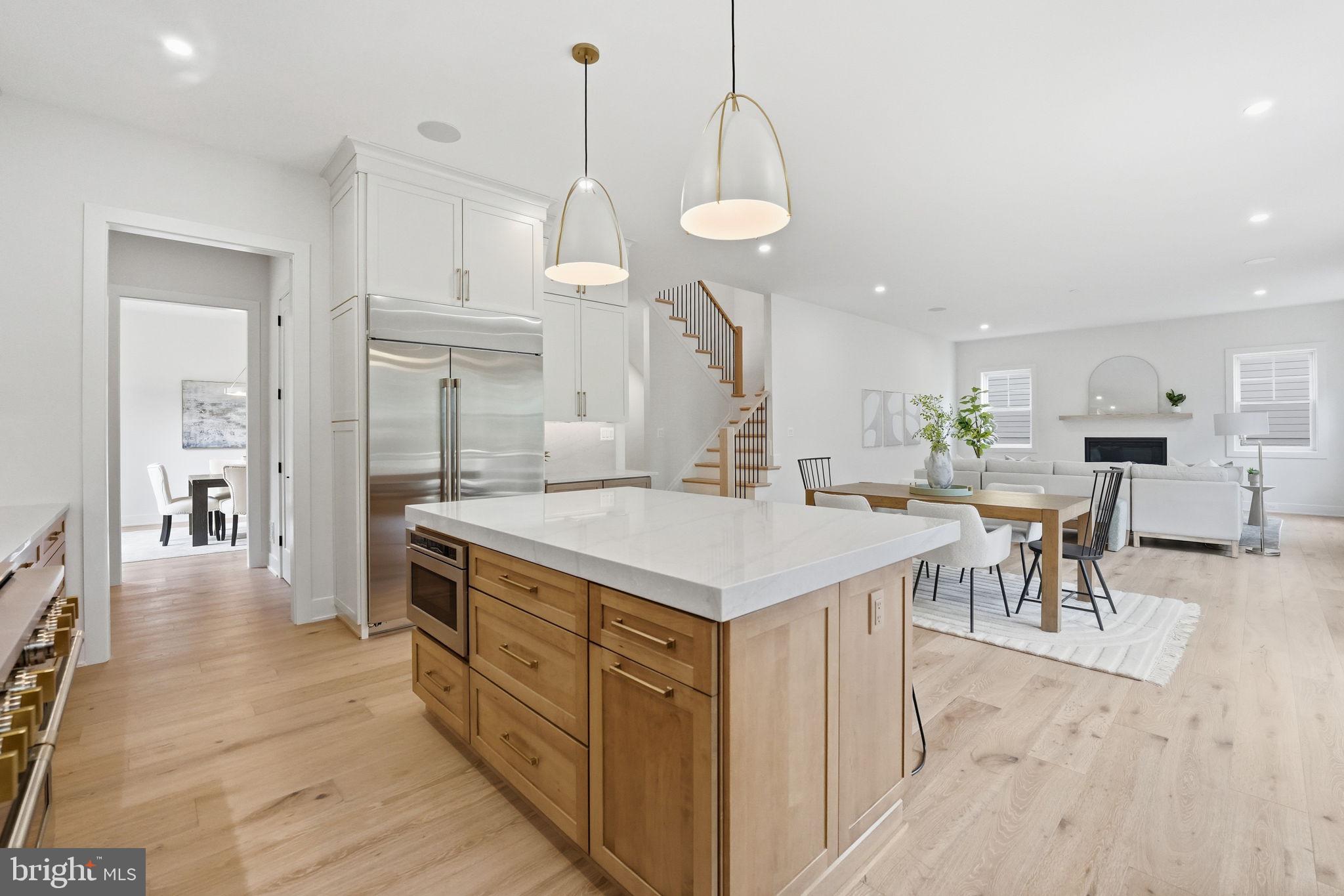 PIMMIT HILLS - Residential