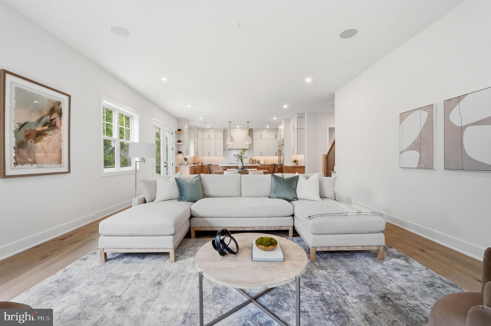 PIMMIT HILLS - Residential