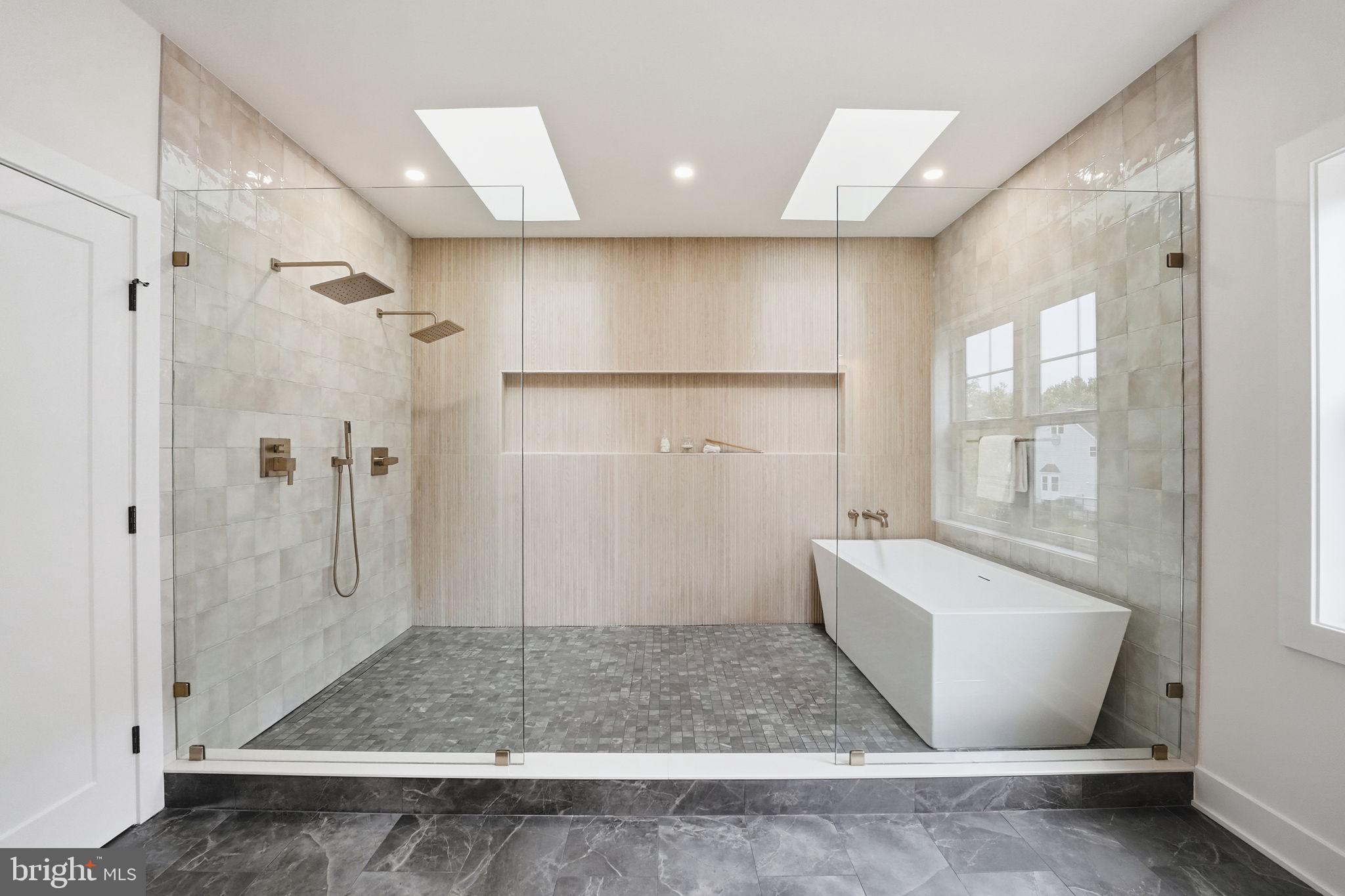 PIMMIT HILLS - Residential