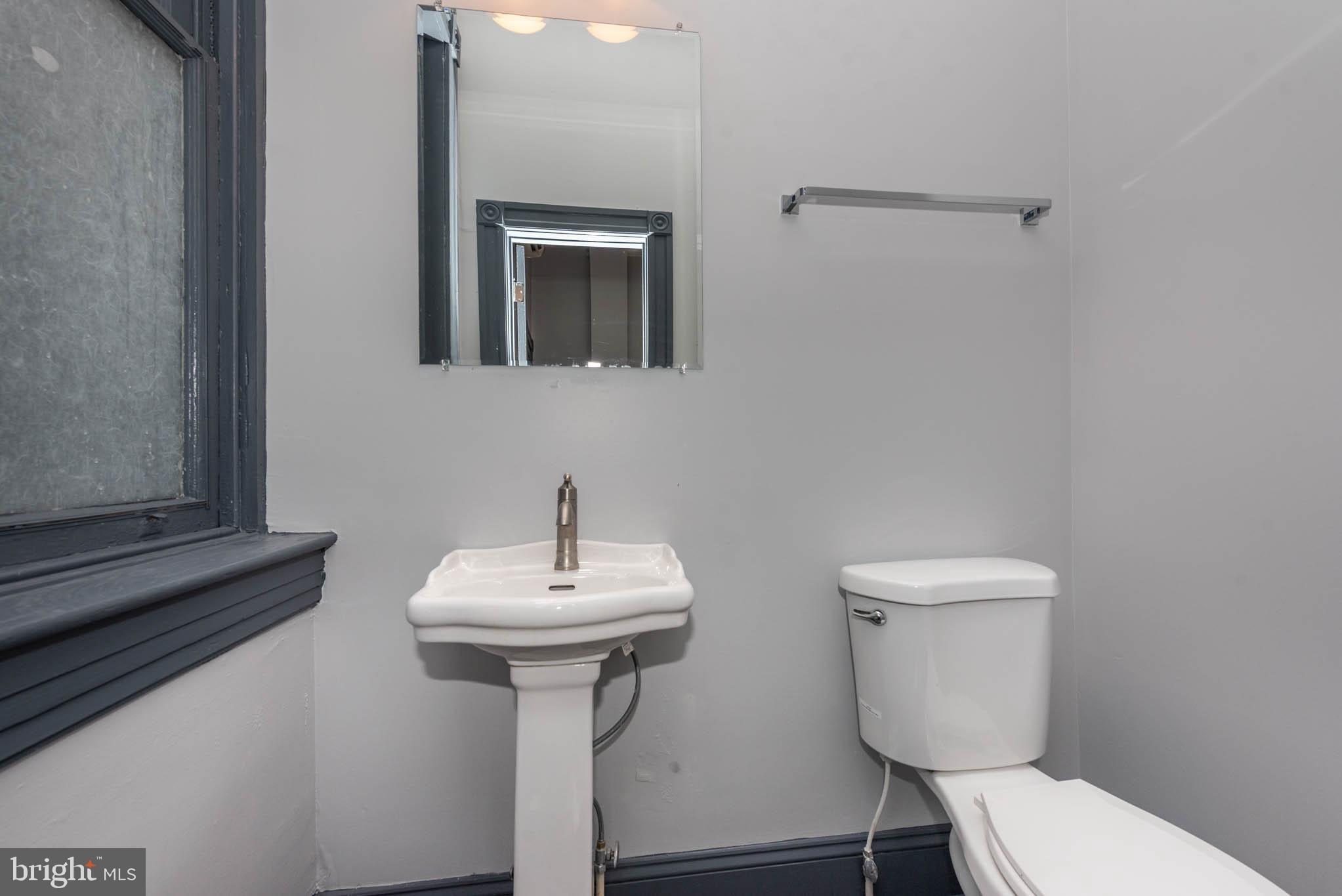 FELLS POINT HISTORIC DISTRICT - Commercial Lease