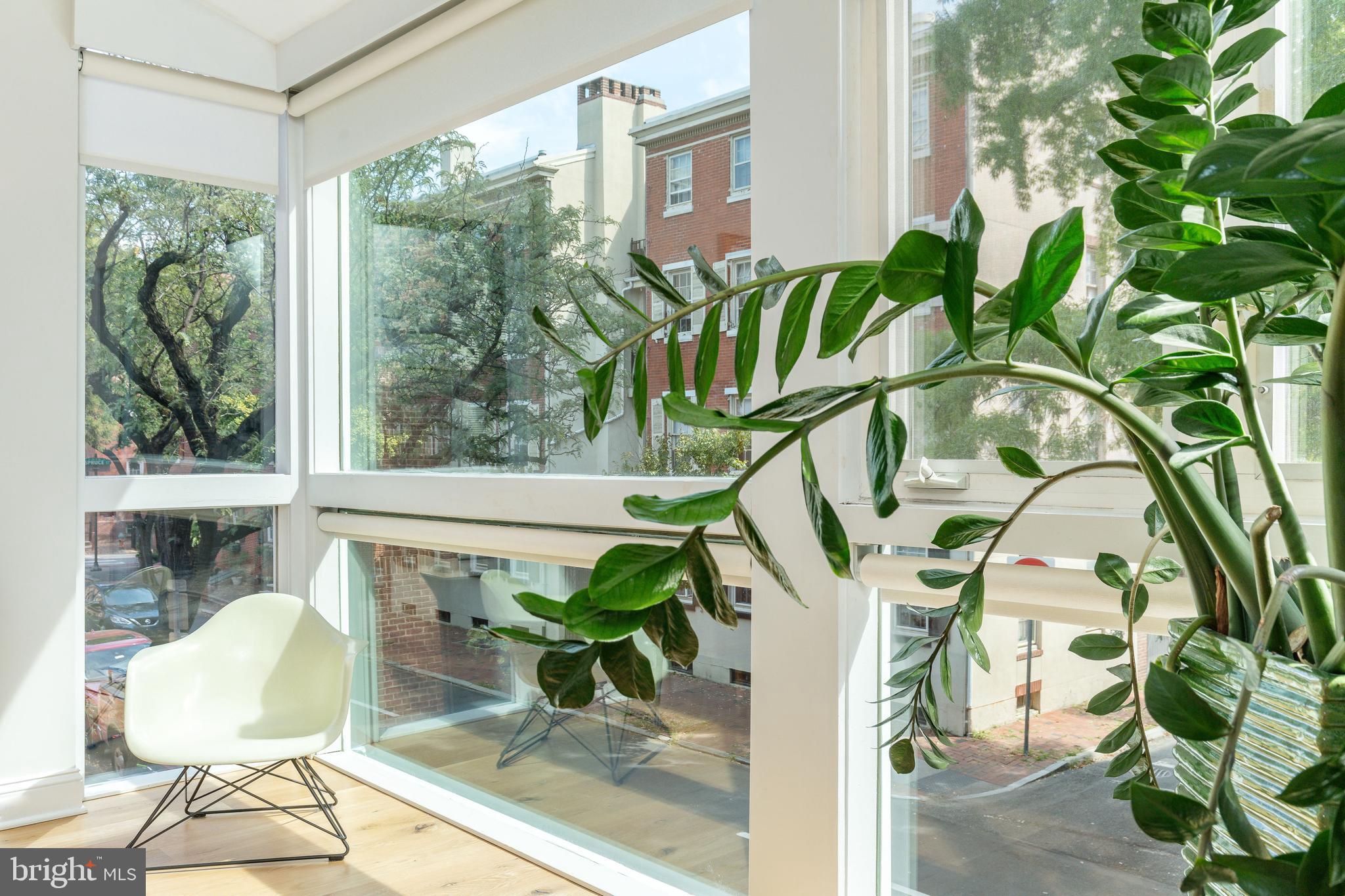 SOCIETY HILL - Residential