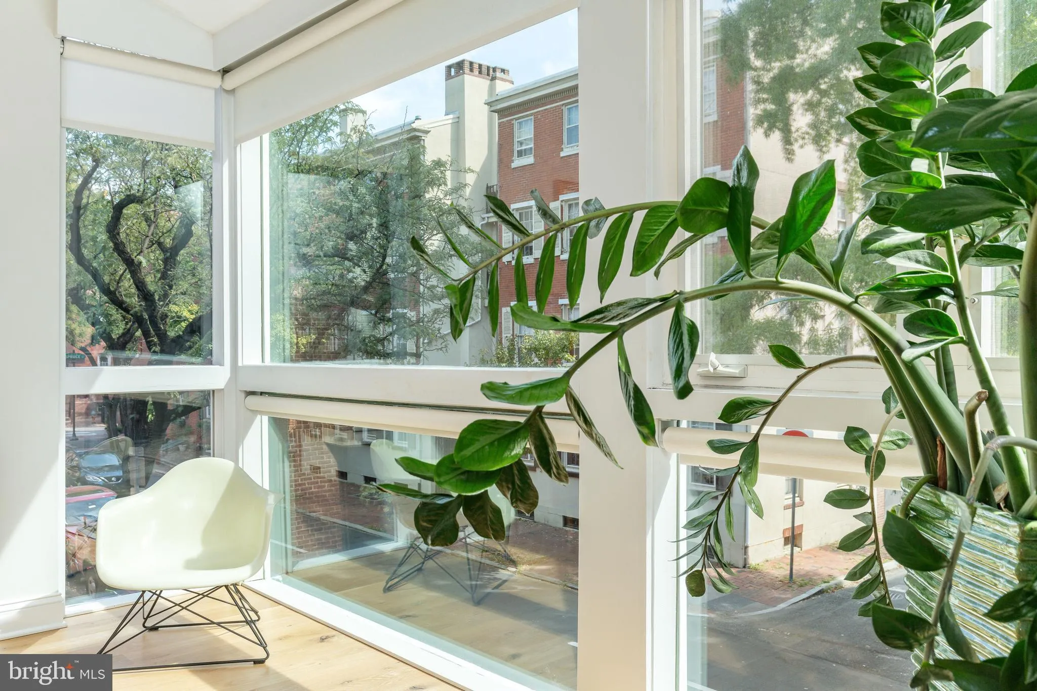 Philadelphia, Pennsylvania 19106, United States, 2 Bedrooms Bedrooms, ,3 BathroomsBathrooms,Residential,Pending,212247