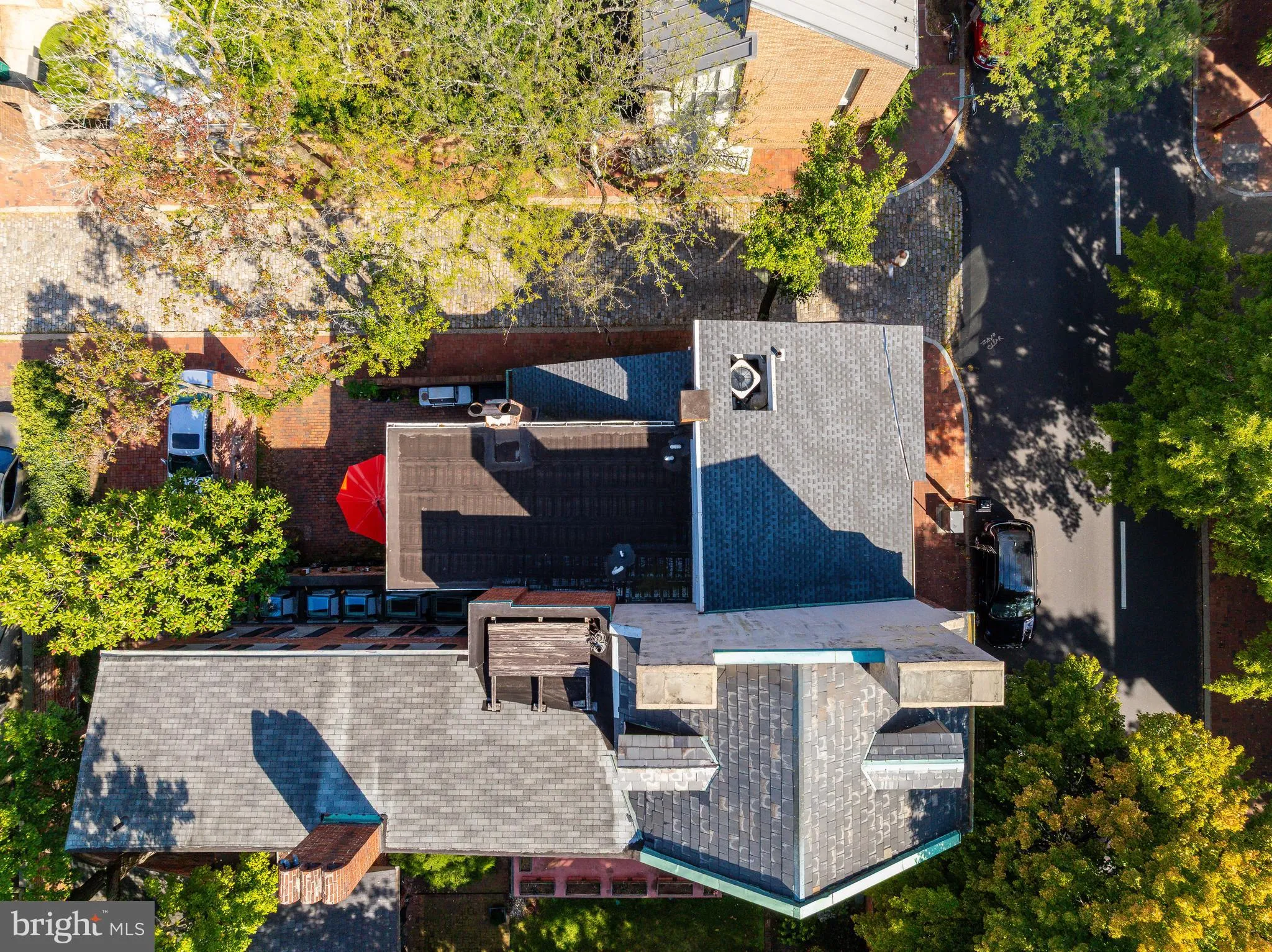 Philadelphia, Pennsylvania 19106, United States, 2 Bedrooms Bedrooms, ,3 BathroomsBathrooms,Residential,Pending,212247