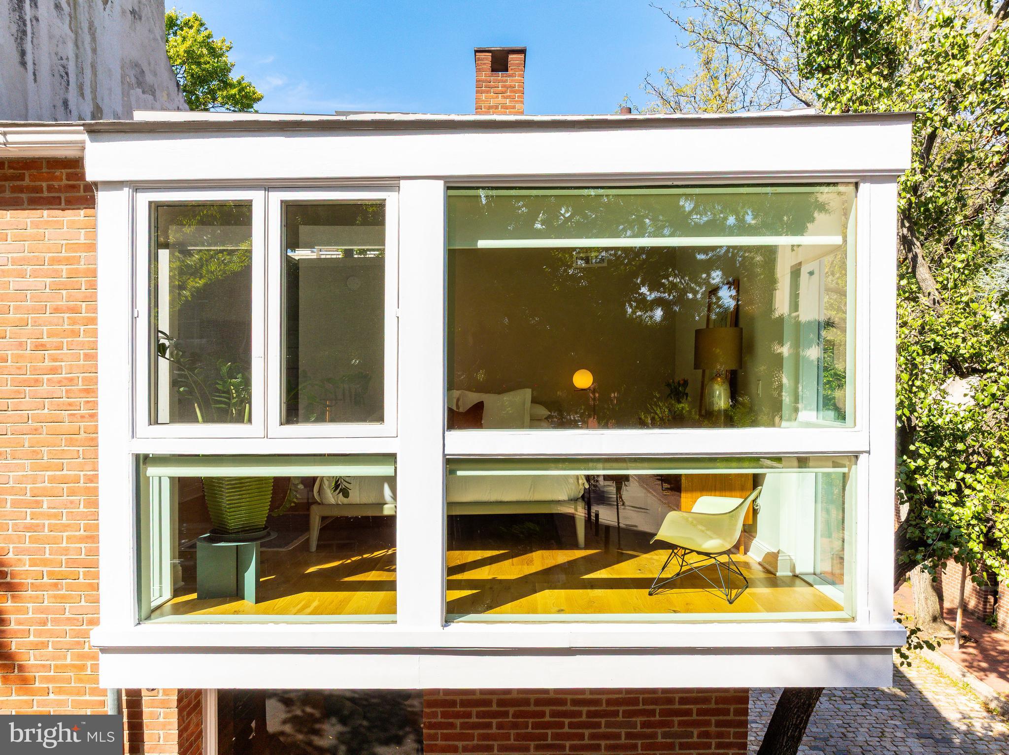 SOCIETY HILL - Residential