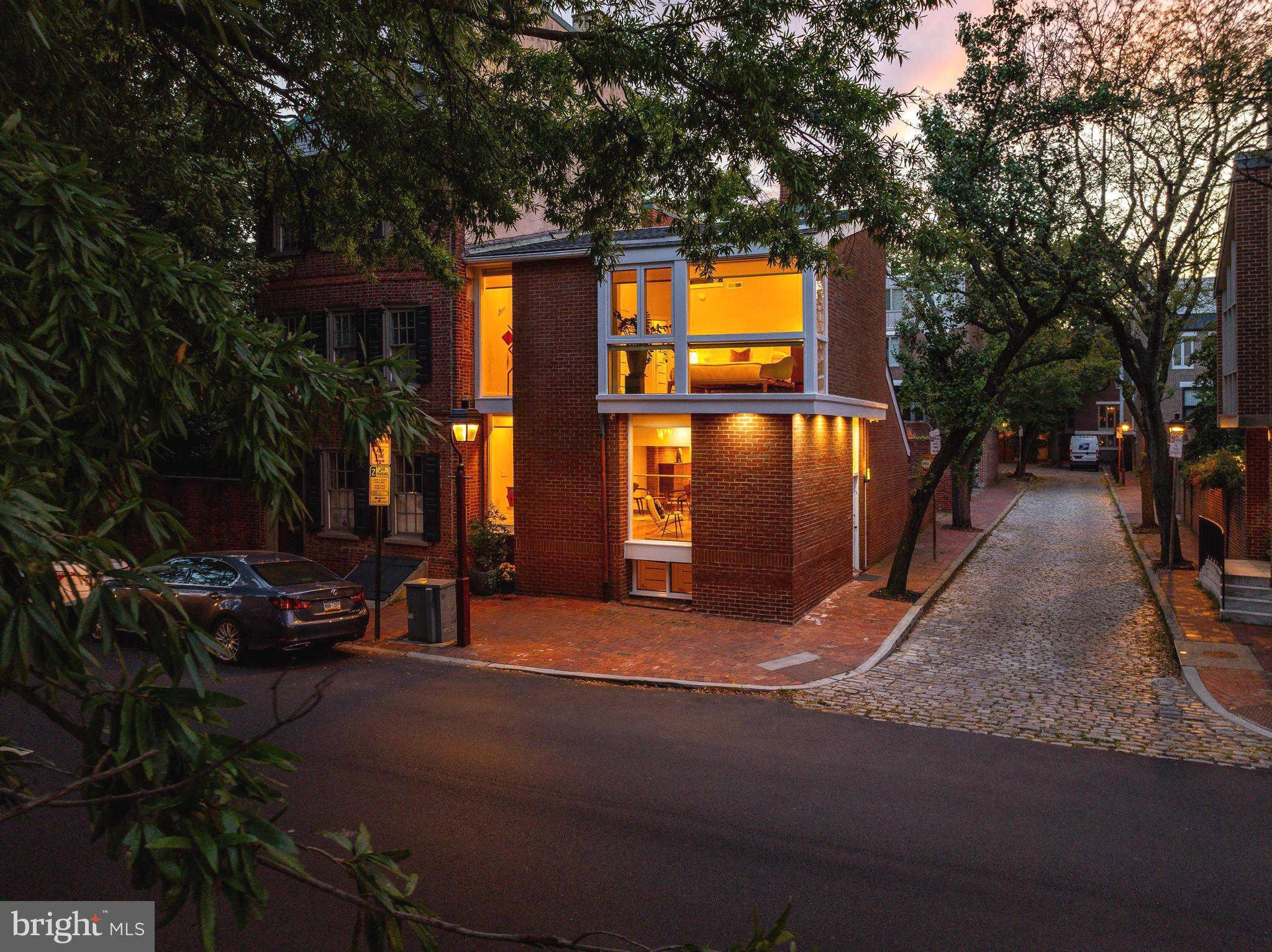 SOCIETY HILL - Residential