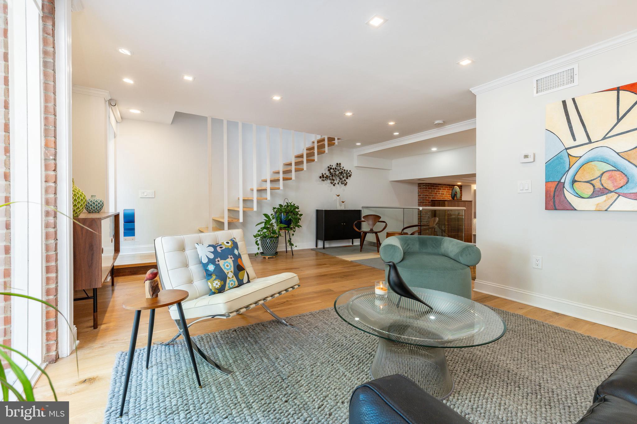 SOCIETY HILL - Residential