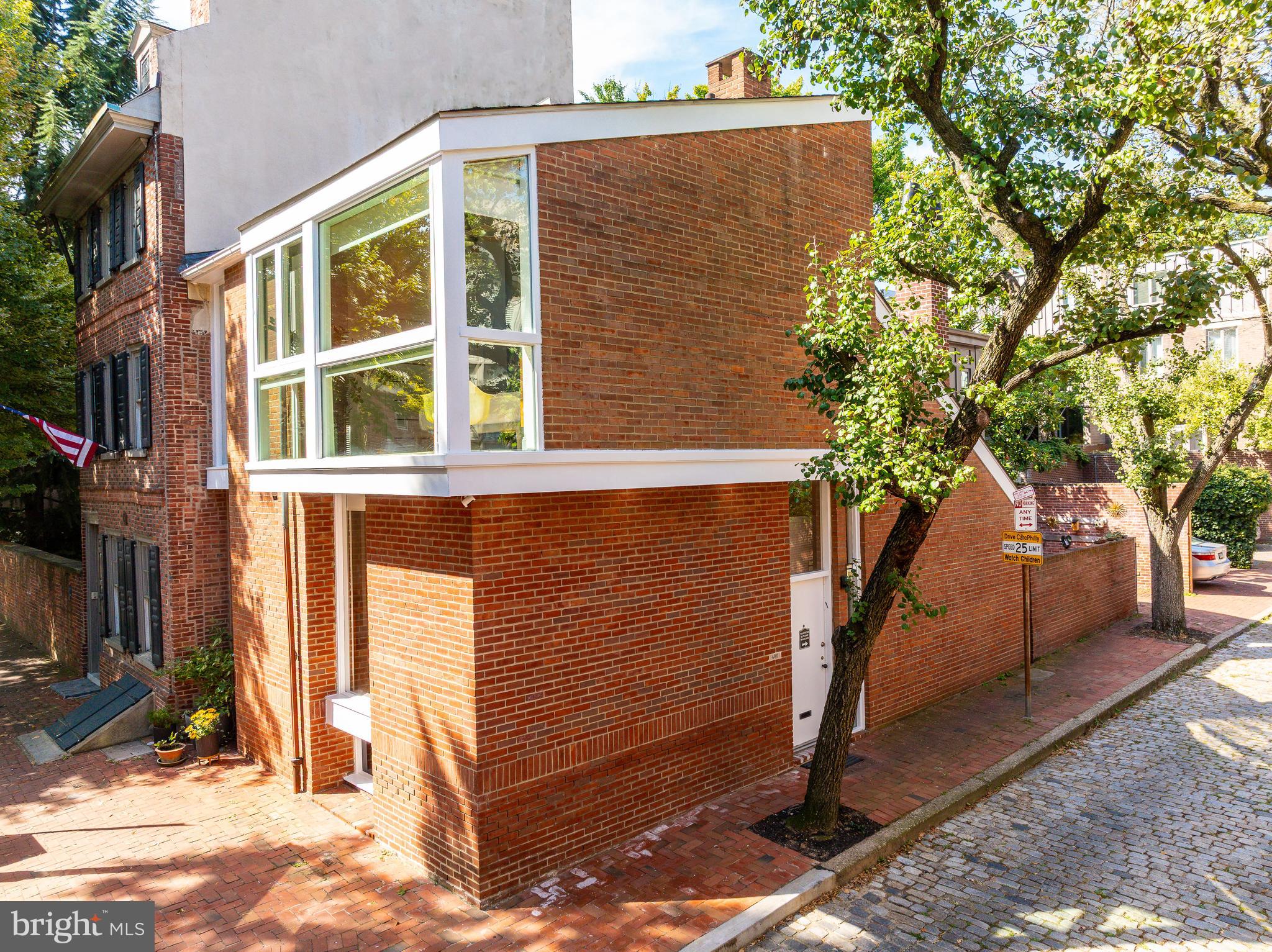 SOCIETY HILL - Residential