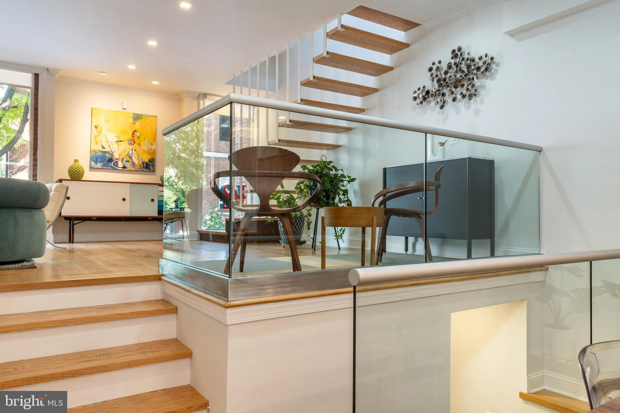 Philadelphia, Pennsylvania 19106, United States, 2 Bedrooms Bedrooms, ,3 BathroomsBathrooms,Residential,Pending,212247