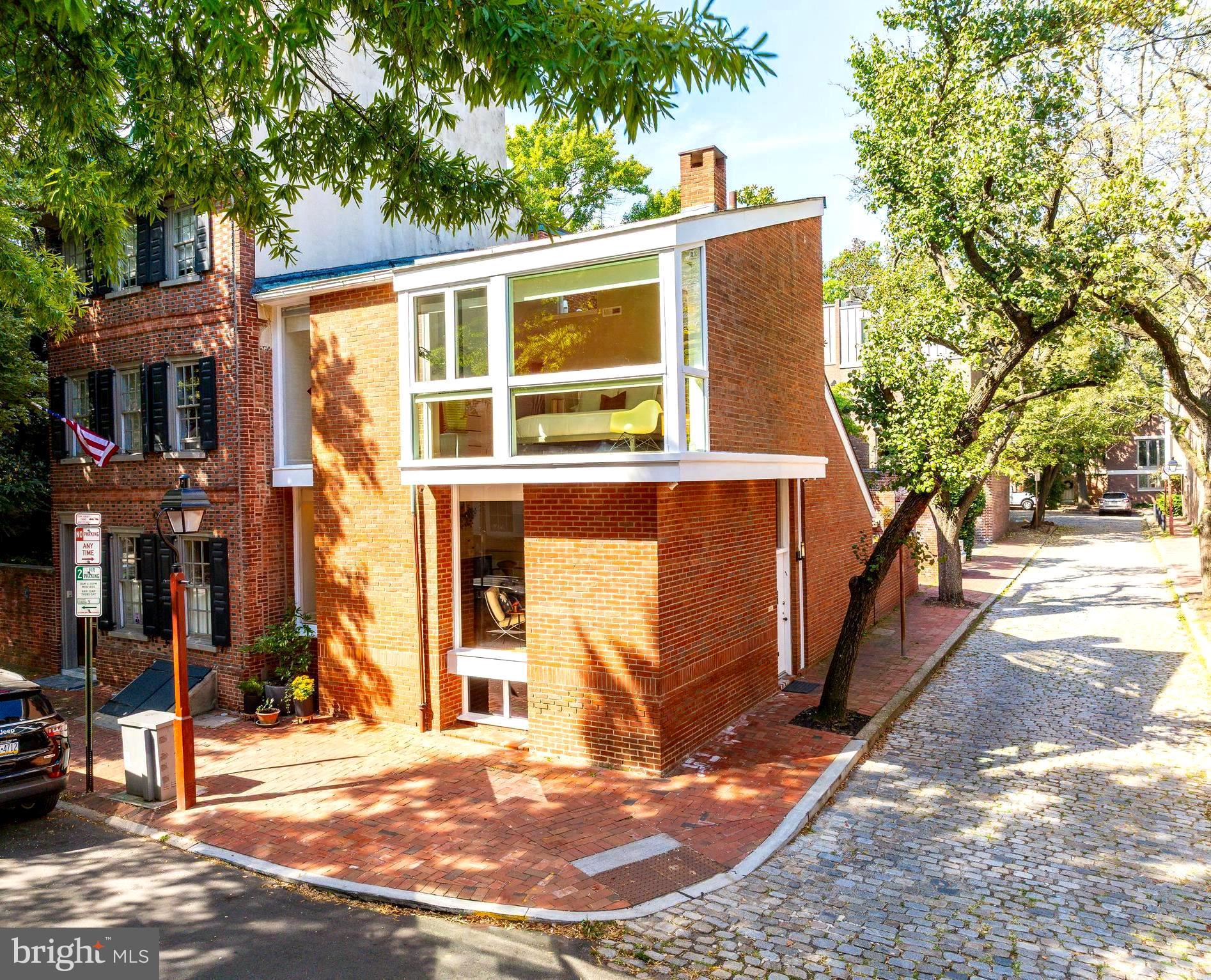 SOCIETY HILL - Residential