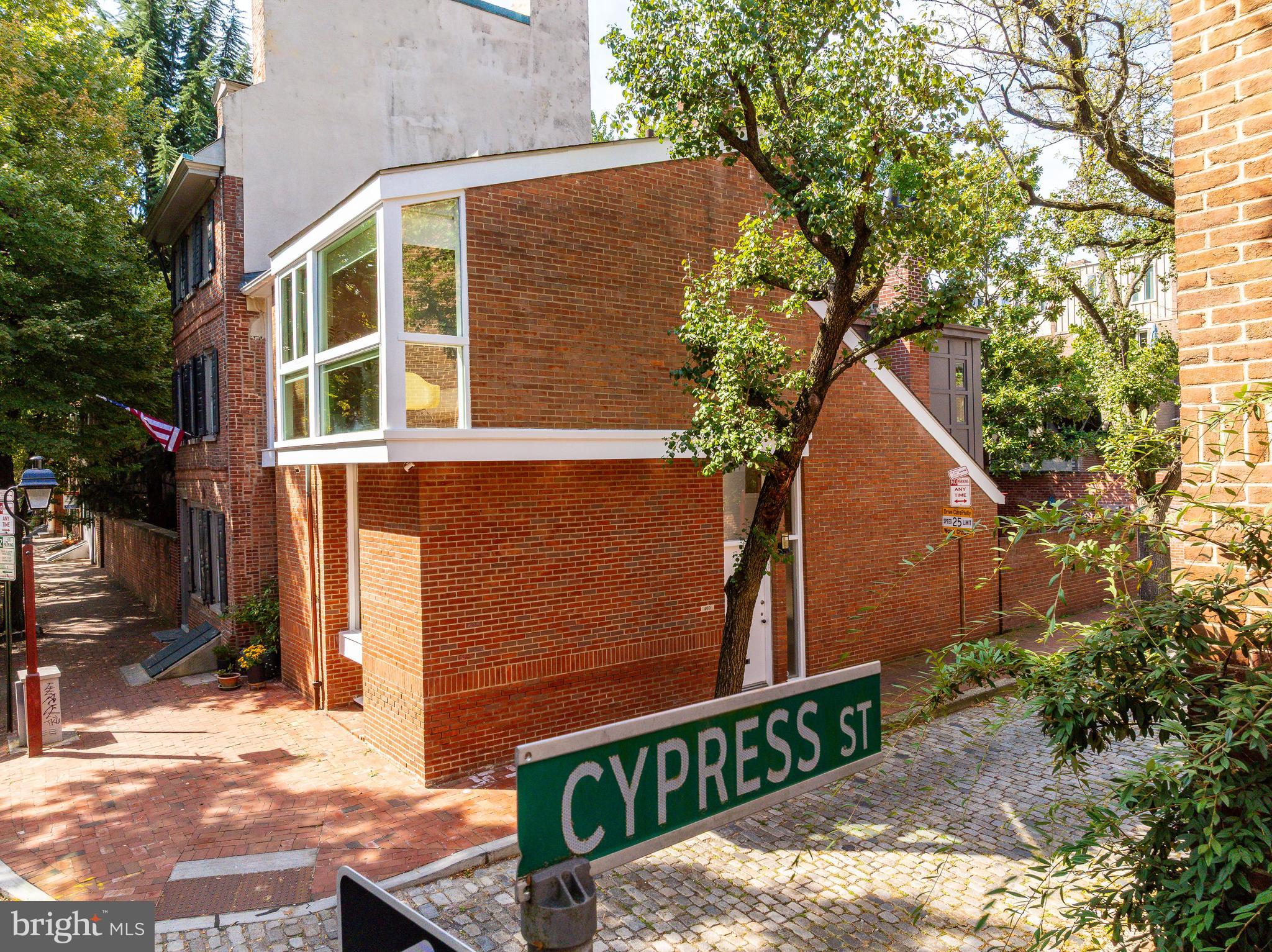 SOCIETY HILL - Residential