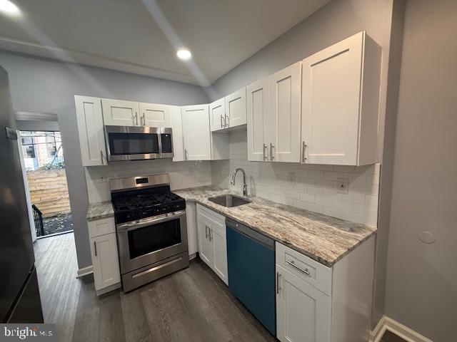 POINT BREEZE - Residential Lease