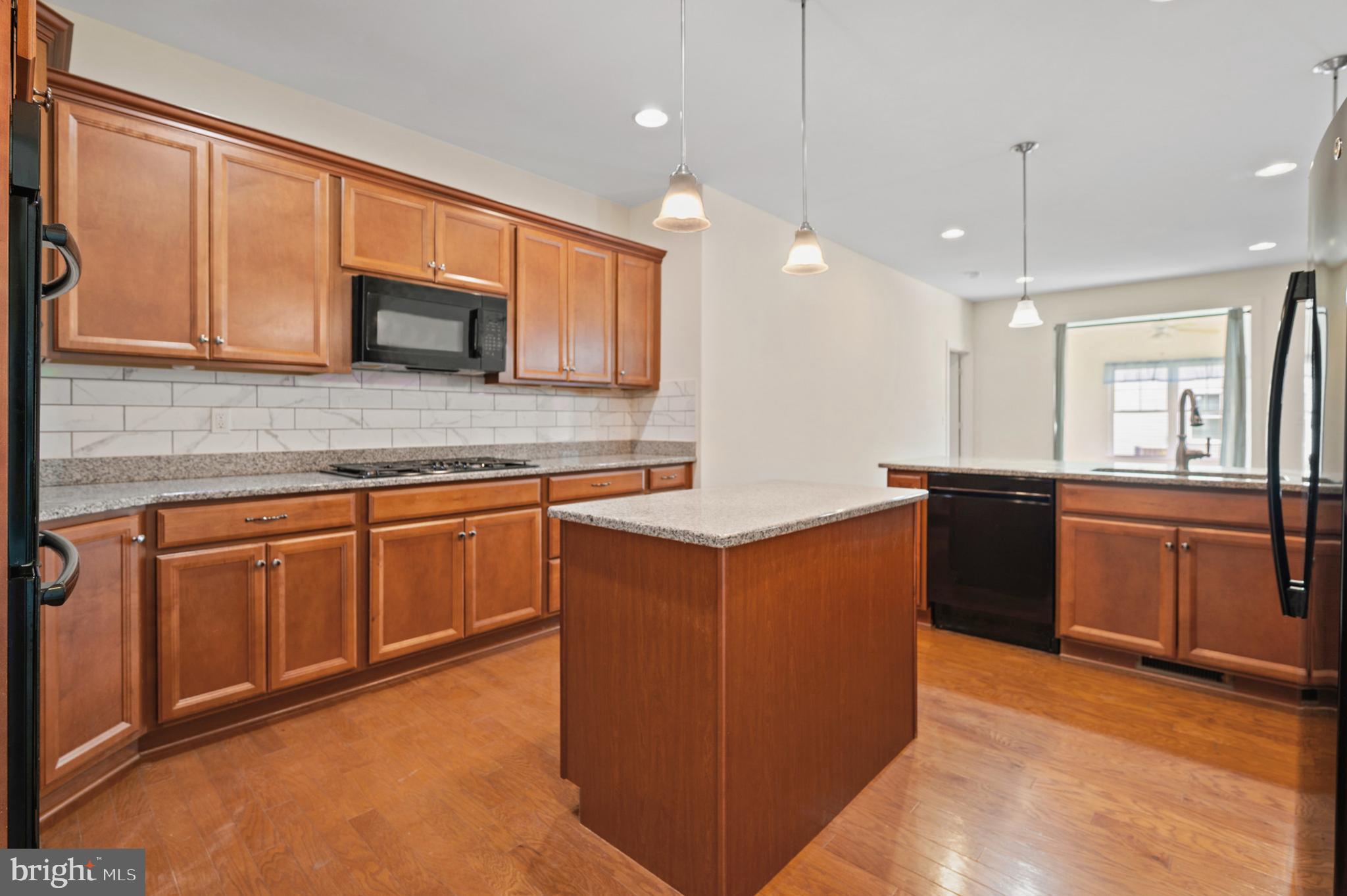 33301 BAYBERRY COURT