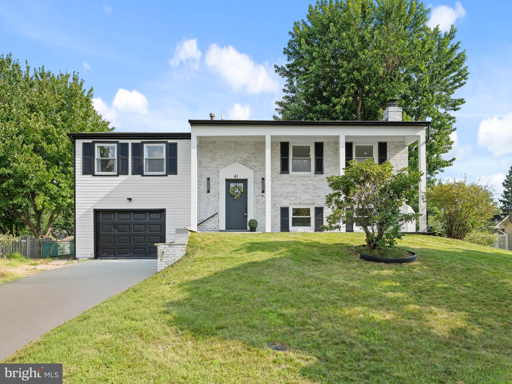 41 TALLWOOD LANE