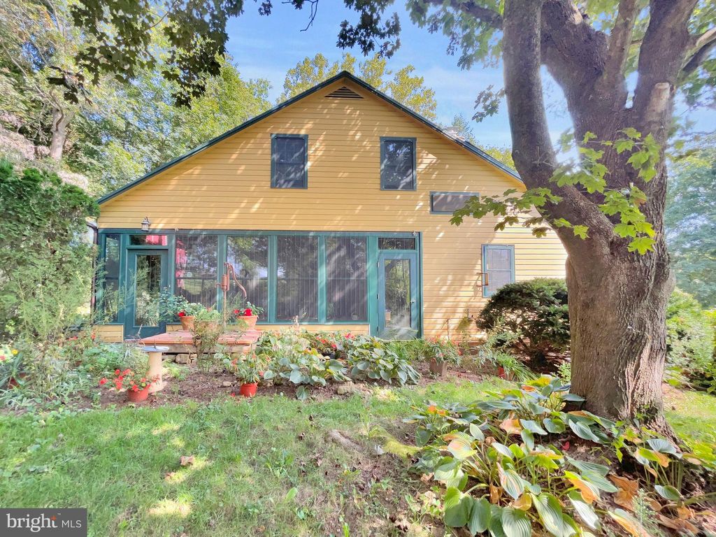 Photo of 1095 Texter Mountain Road, ROBESONIA, PA 19551 (MLS # PALA2085300)