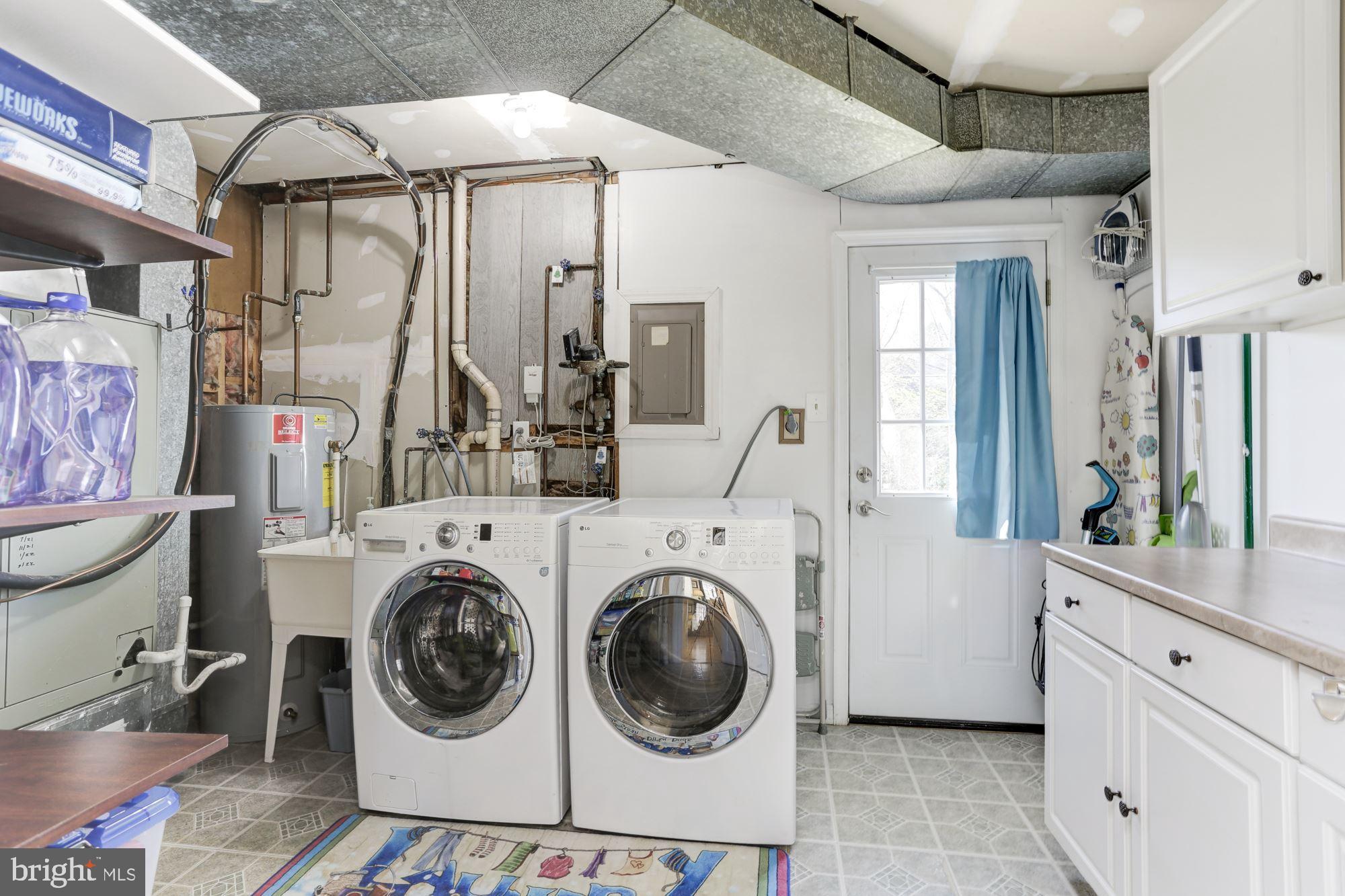 HICKORY RIDGE - Residential