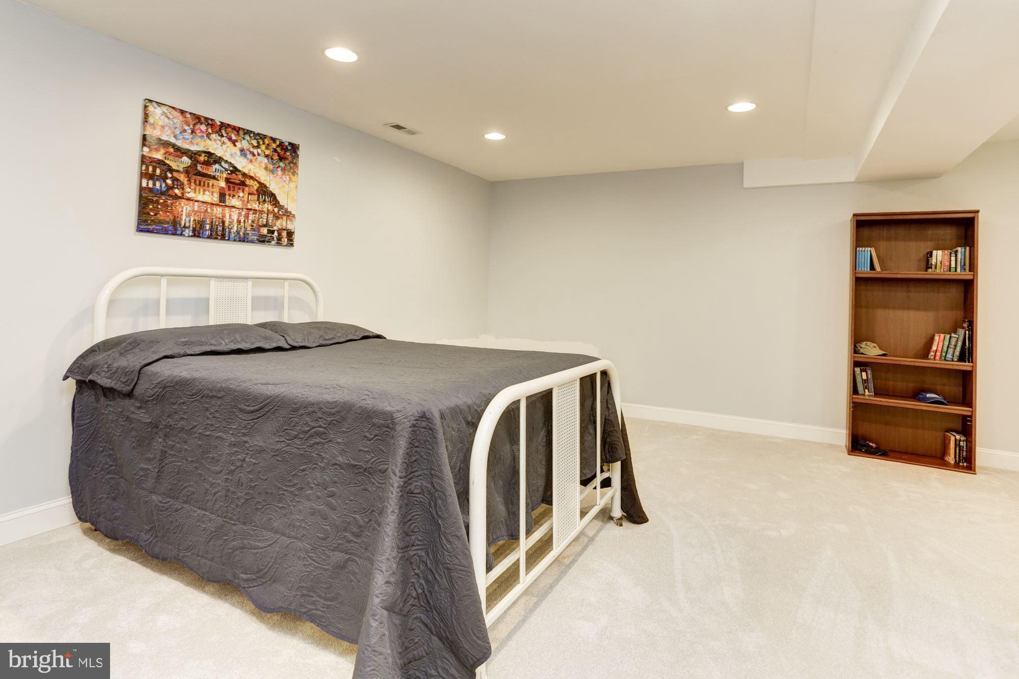 HICKORY RIDGE - Residential