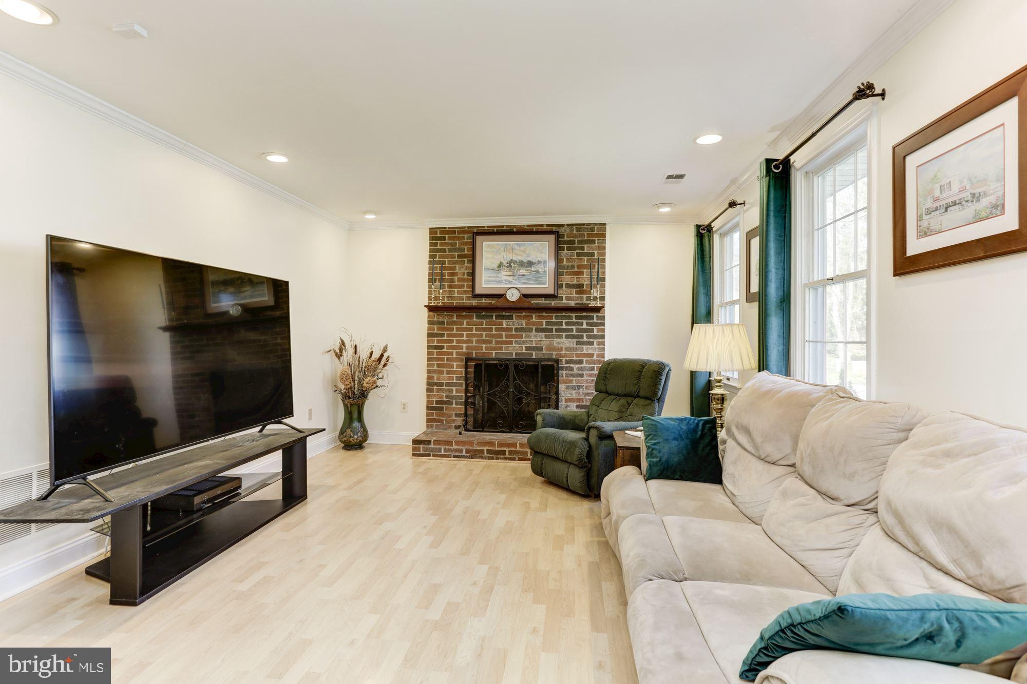 HICKORY RIDGE - Residential