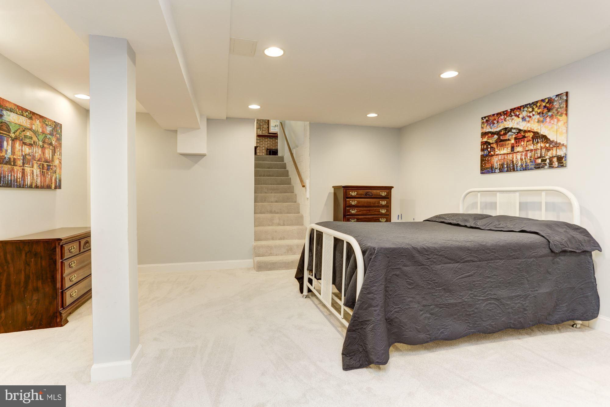 HICKORY RIDGE - Residential