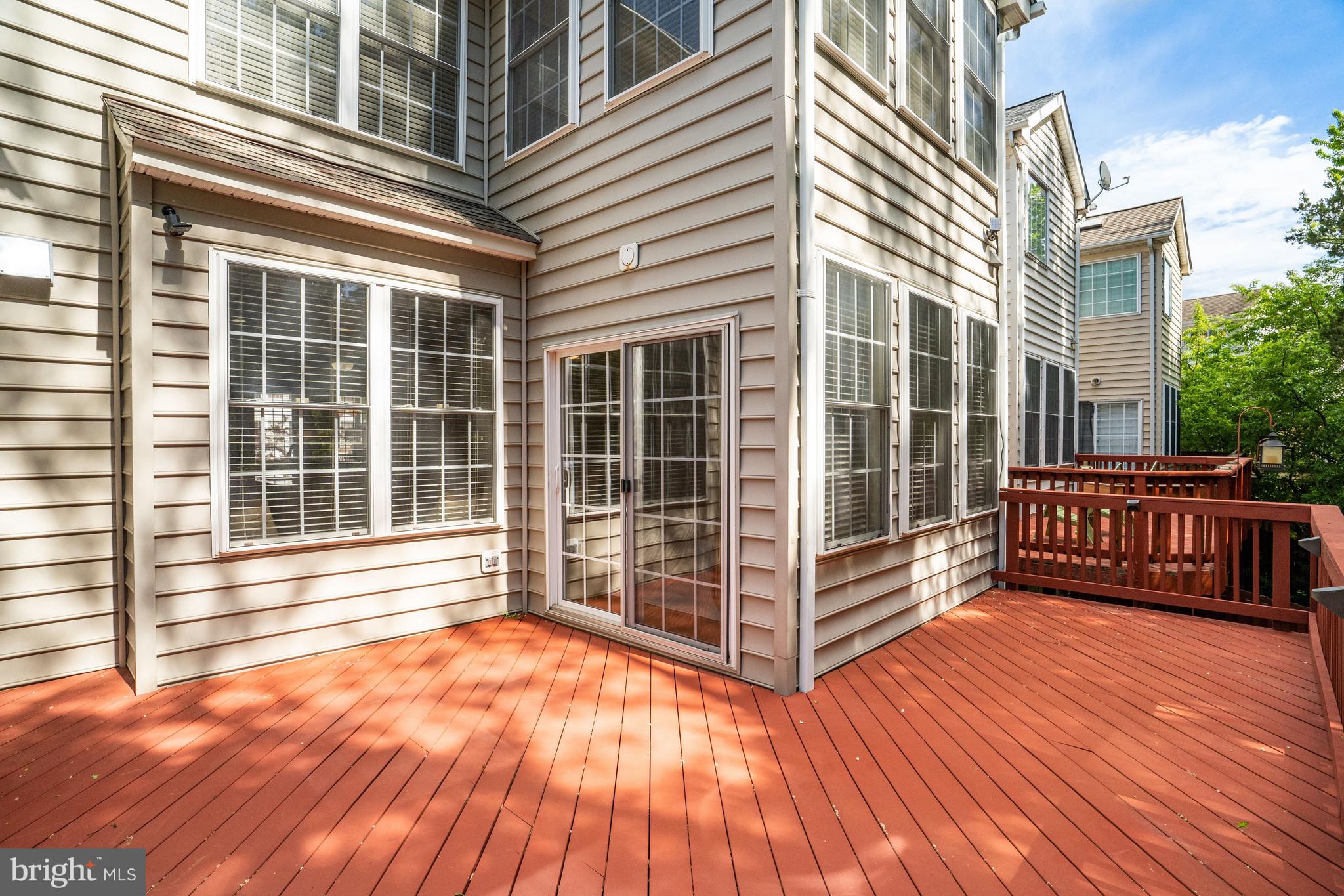 HIGHLAND OAKS - Residential