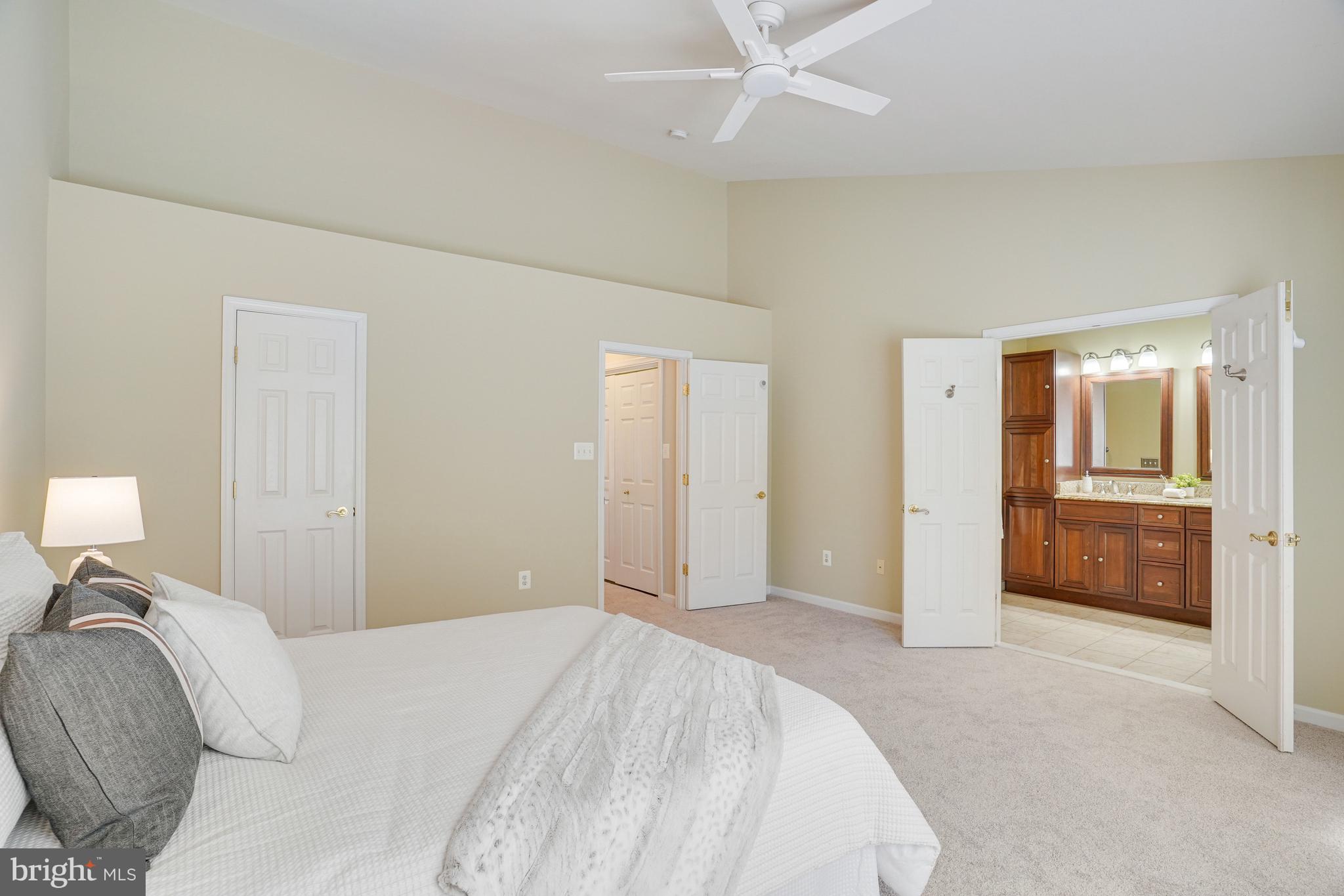 HIGHLAND OAKS - Residential