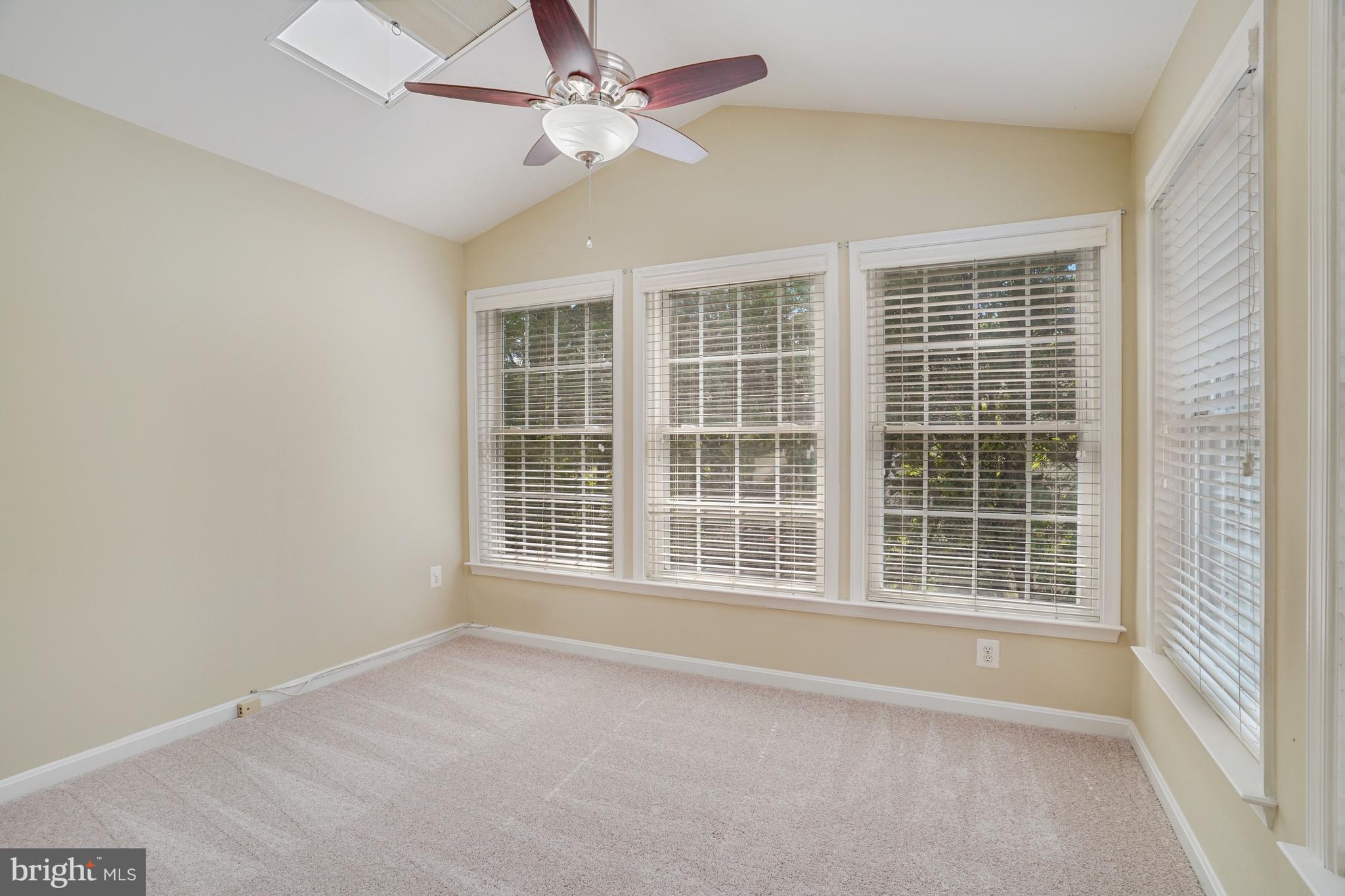 HIGHLAND OAKS - Residential