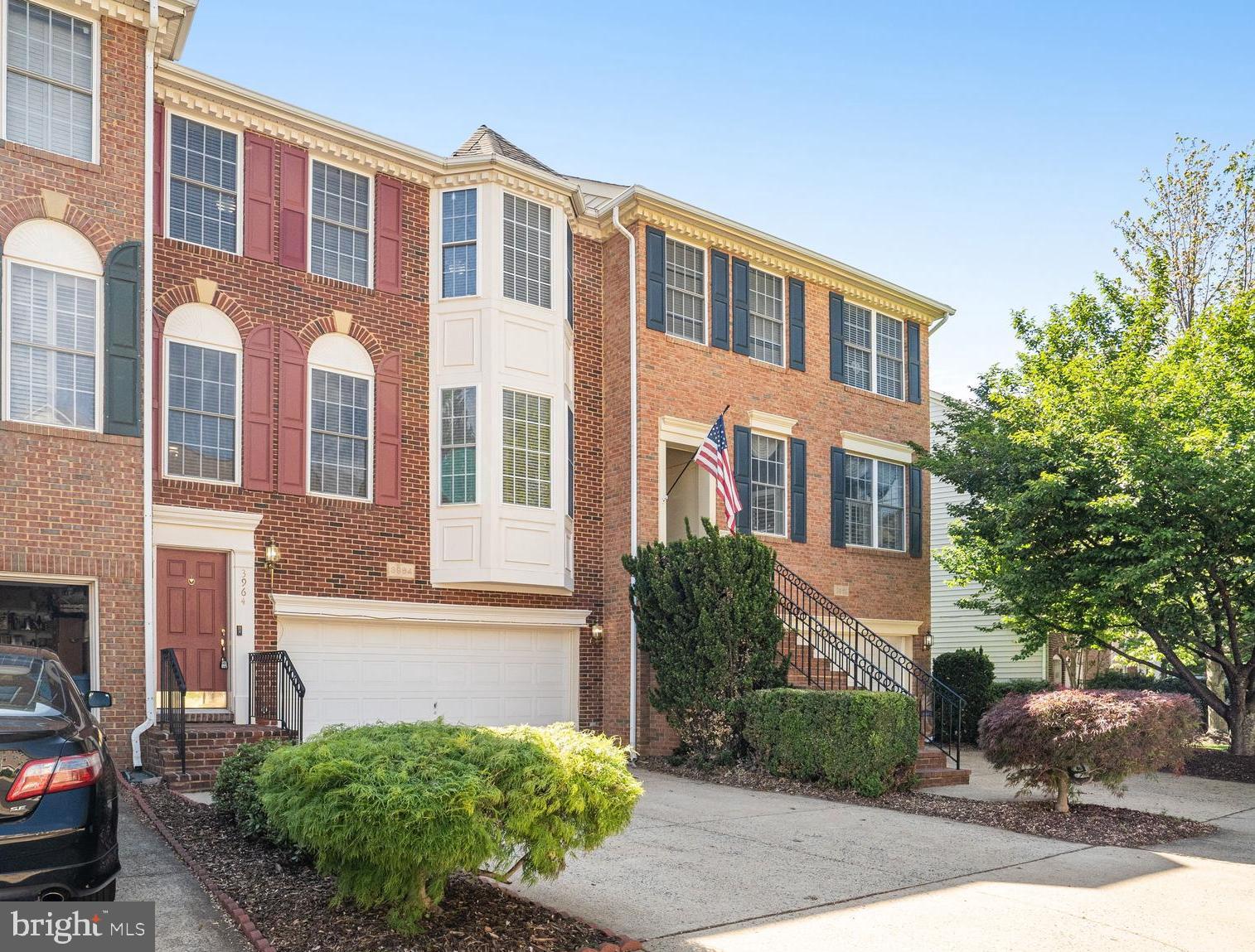 HIGHLAND OAKS - Residential