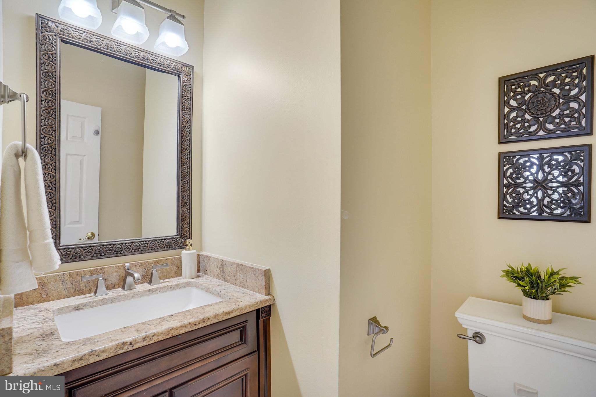 HIGHLAND OAKS - Residential