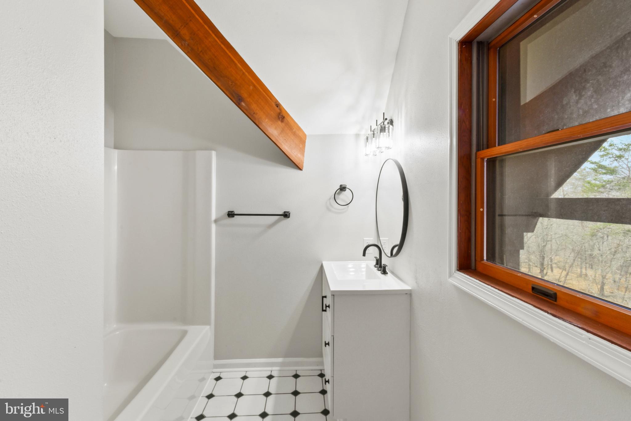 BEAVER DAM WOODS - Residential