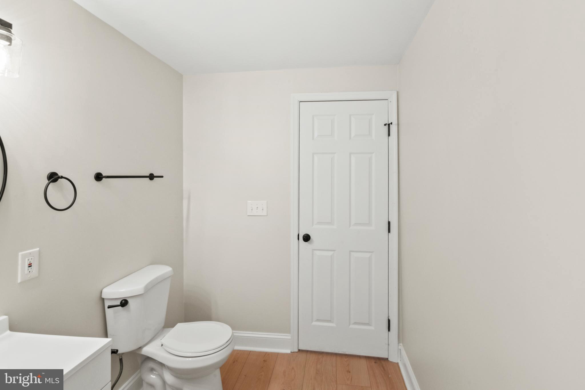 BEAVER DAM WOODS - Residential