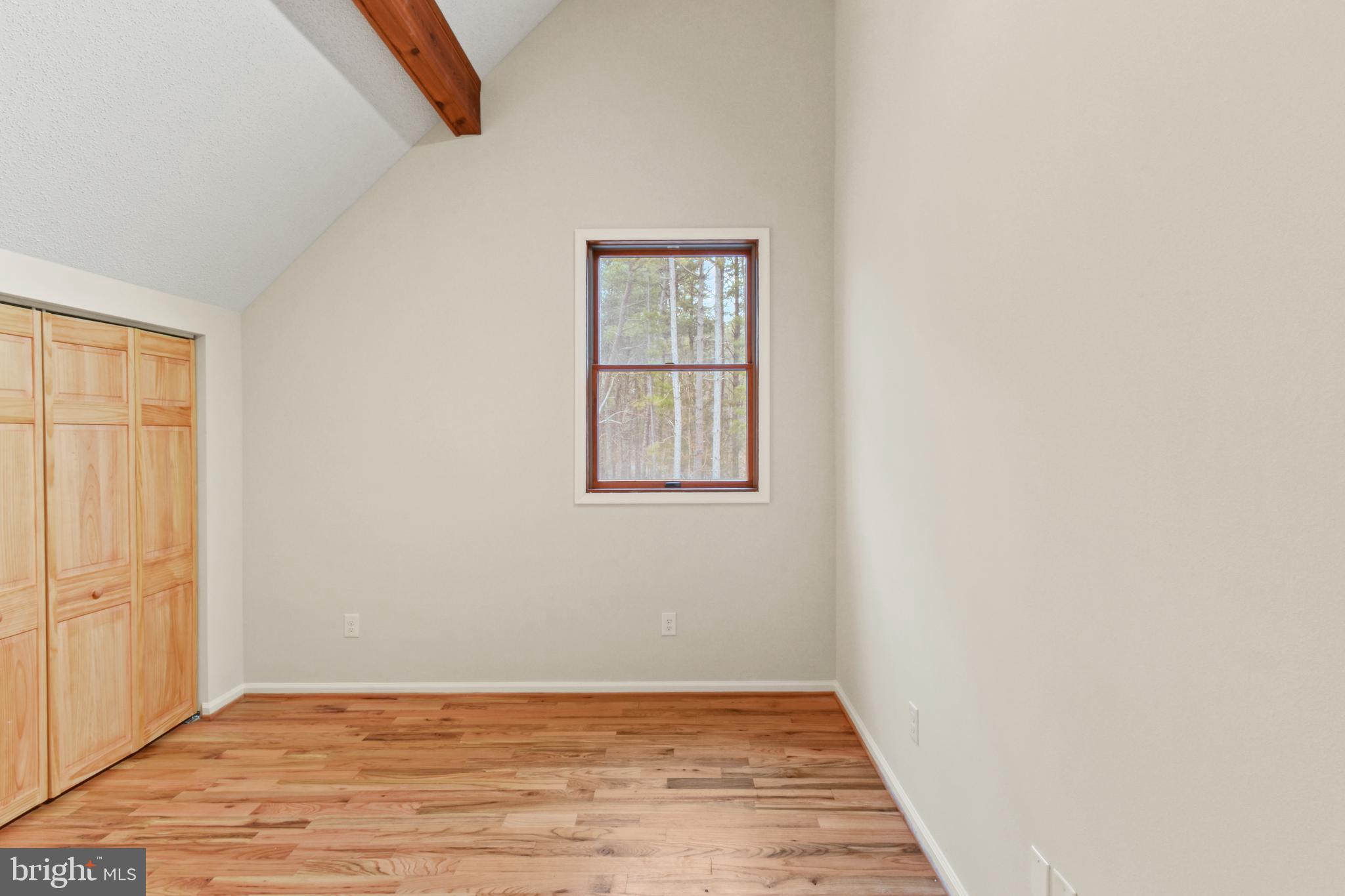 BEAVER DAM WOODS - Residential