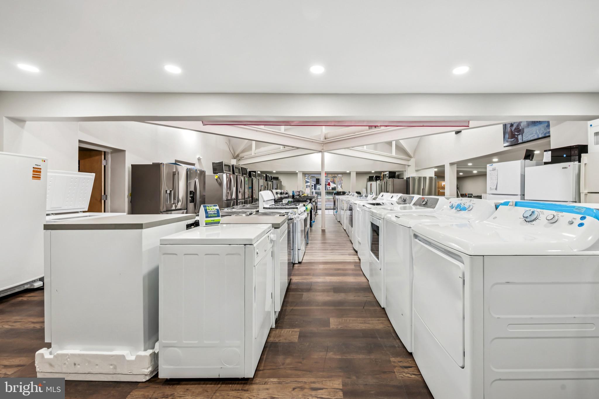 314-316 E EVESHAM ROAD