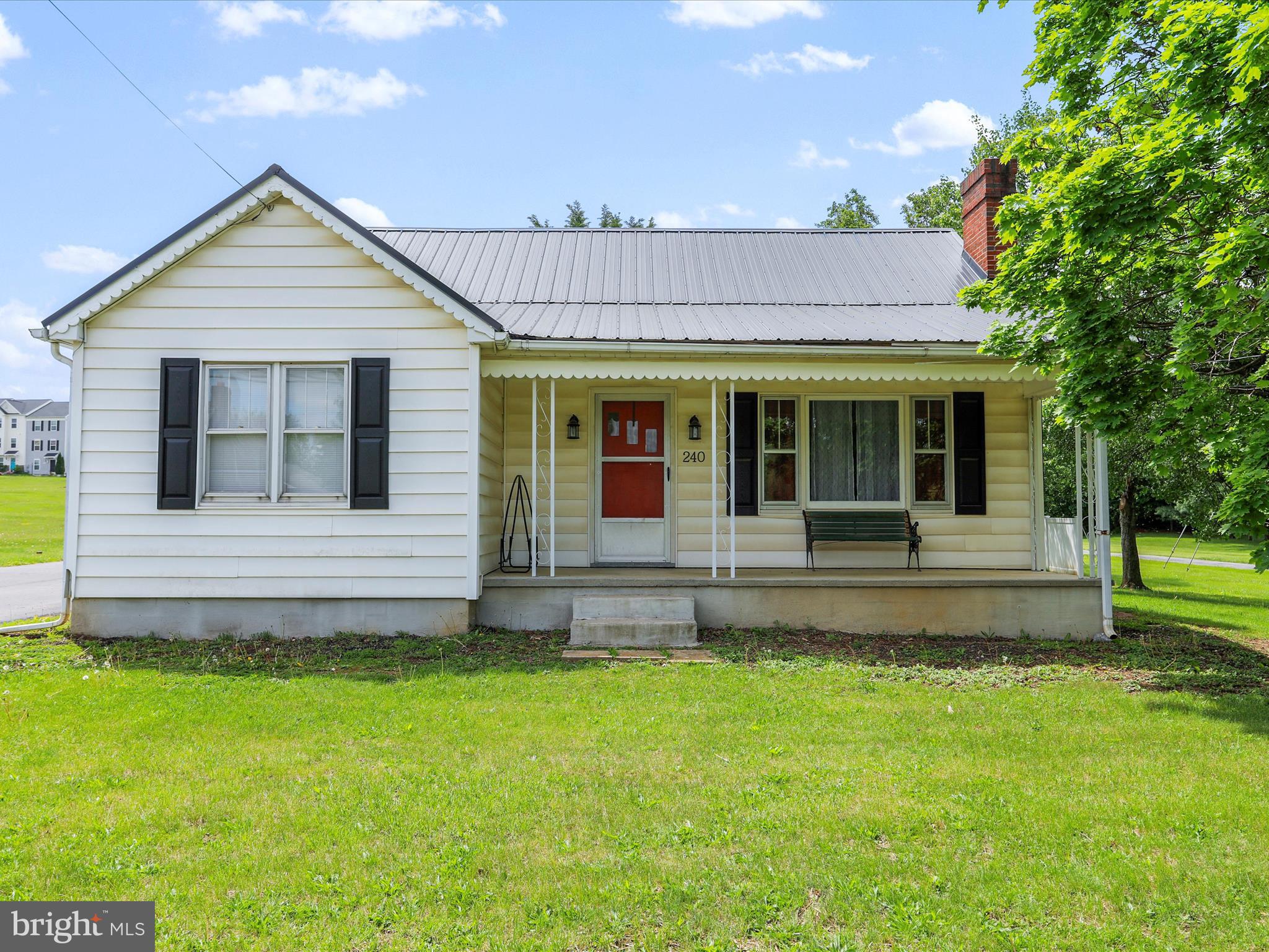 Charming 4-Bedroom Cape Cod – 0.21 Acres, No HOA, No Restrictions!
This adorable Cape Cod offers 4 bedrooms, 1 full bath, and is perfectly situated on a manageable 0.21-acre lot with no HOA and no known restrictions. Inside, you’ll find a great mix of charm and updates hardwood floors, LVP flooring, and a light, airy paint scheme that makes the home feel fresh and inviting. The kitchen is highlighted by granite countertops and updated lighting.
Outside, enjoy the paved driveway and convenient location near Interstate 81, with quick access to Amazon, Procter & Gamble, and numerous restaurants and shops. Bordering Virginia, Maryland, and close to Pennsylvania, this home is a commuter’s dream and should qualify for all financing programs.
